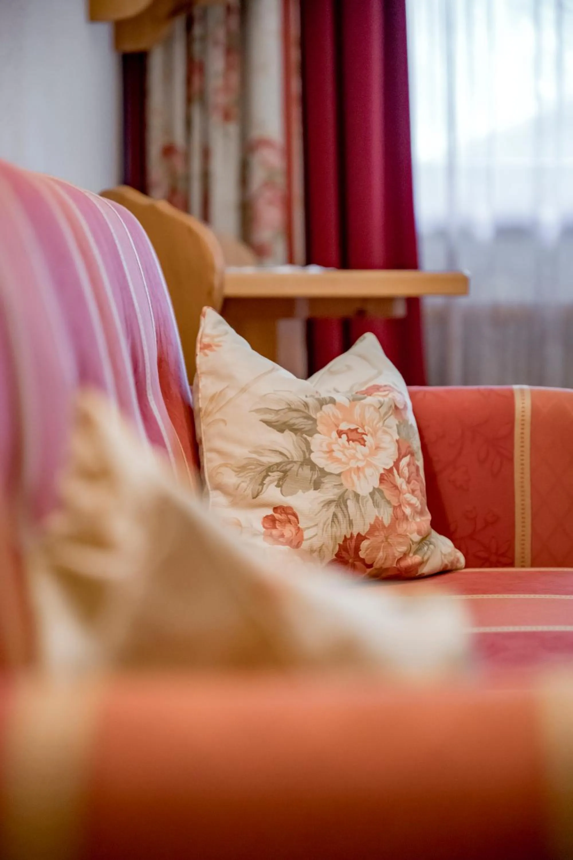 Photo of the whole room, Bed in Pension Almrausch