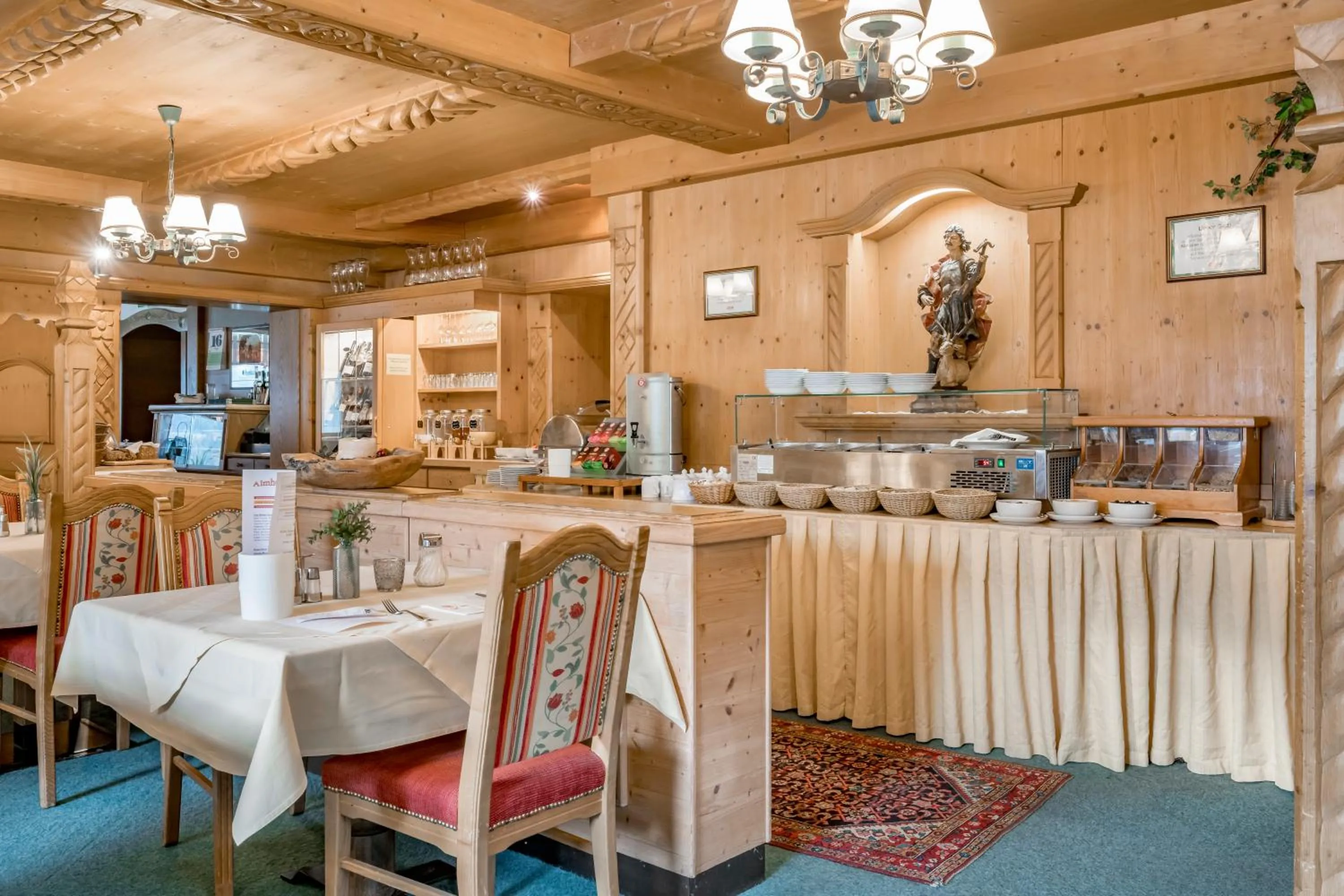 Restaurant/places to eat in Pension Almrausch