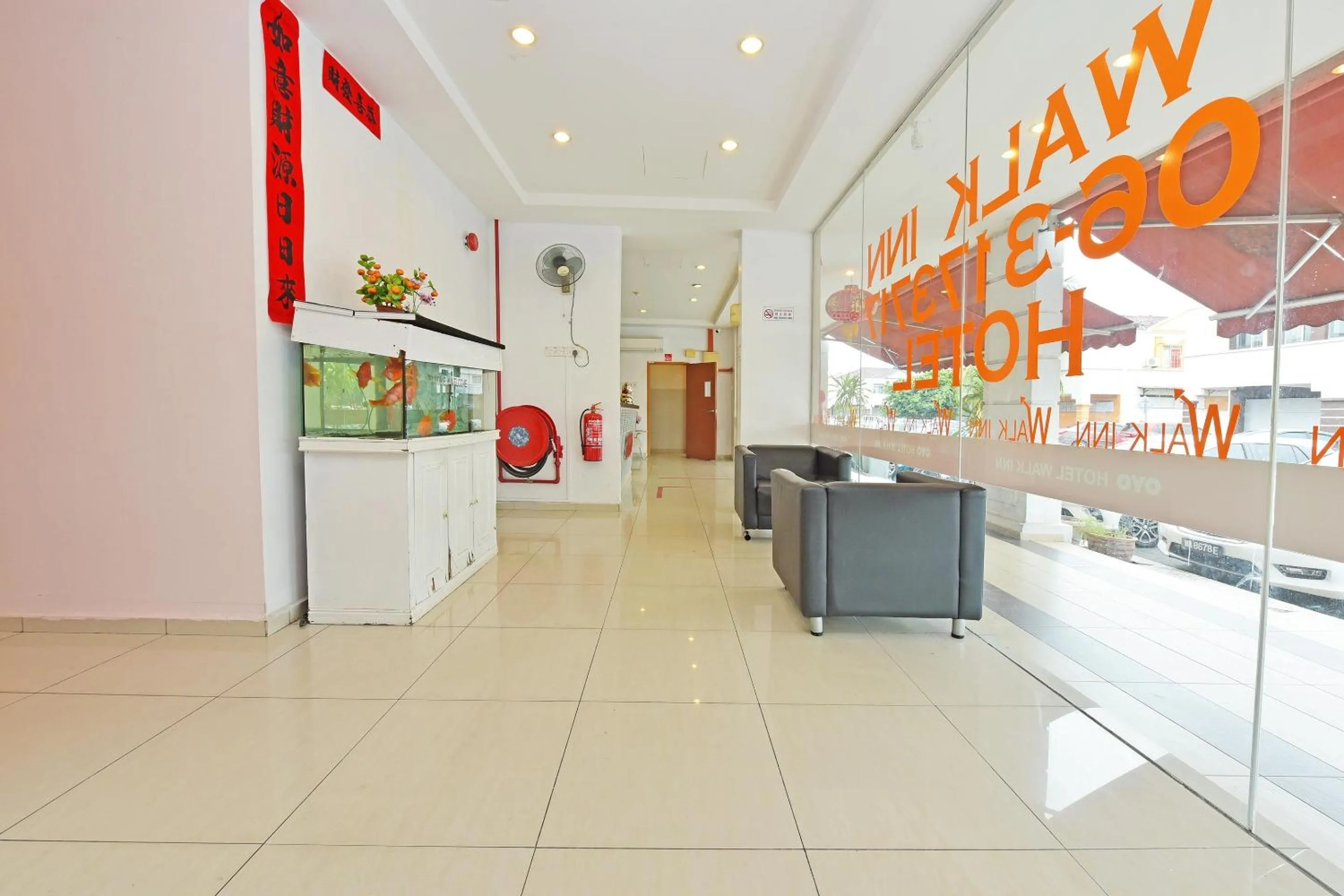 Lobby or reception in OYO 582 Hotel Walk Inn