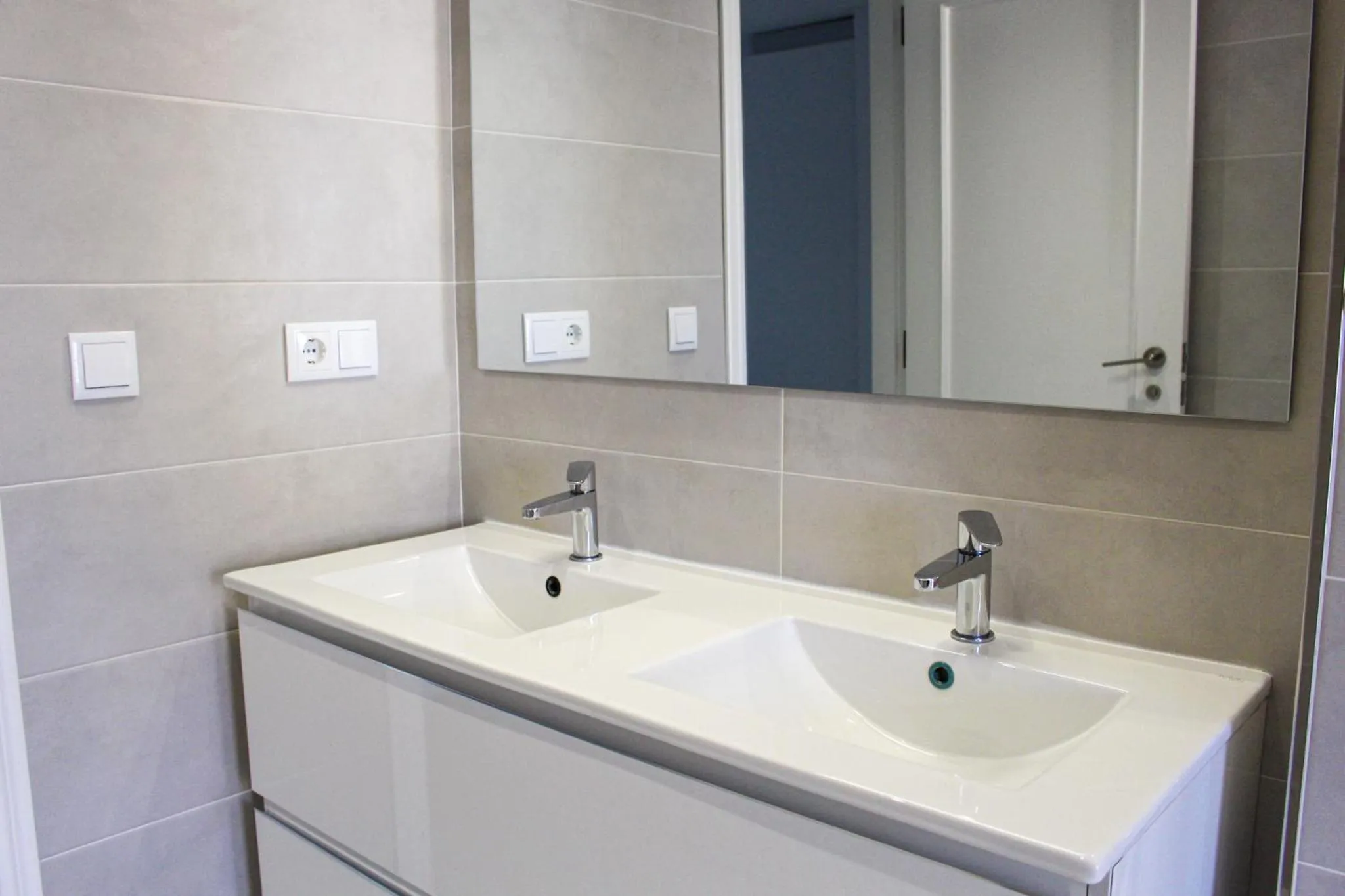 Bathroom in Apartamentos Esmeralda Unitursa