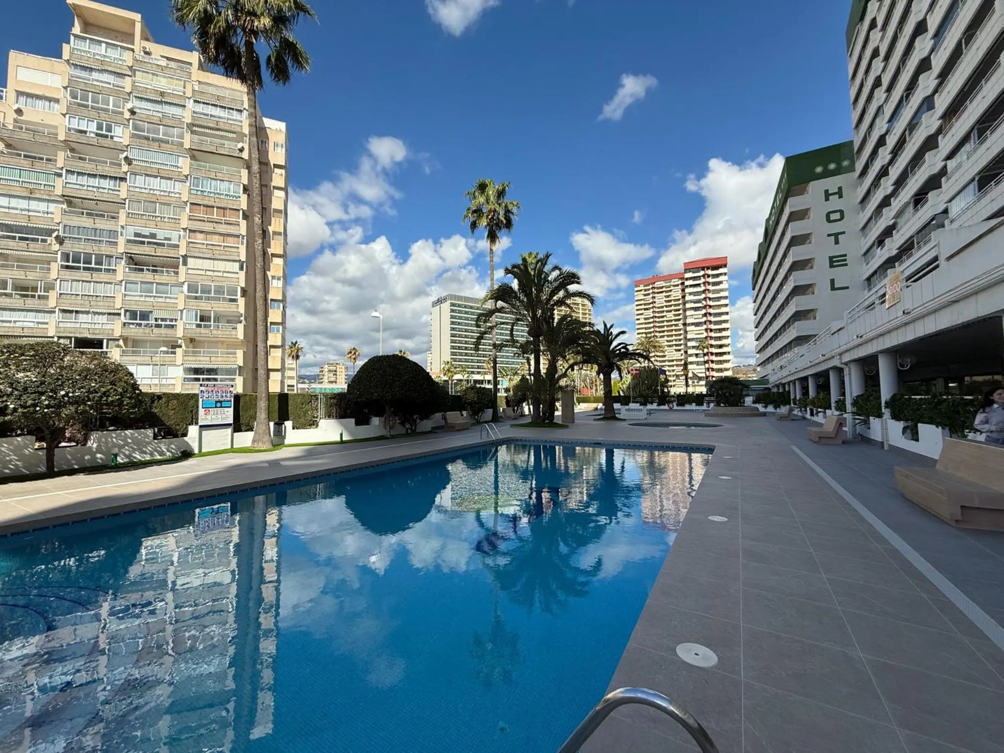 Property building in Apartamentos Esmeralda Unitursa