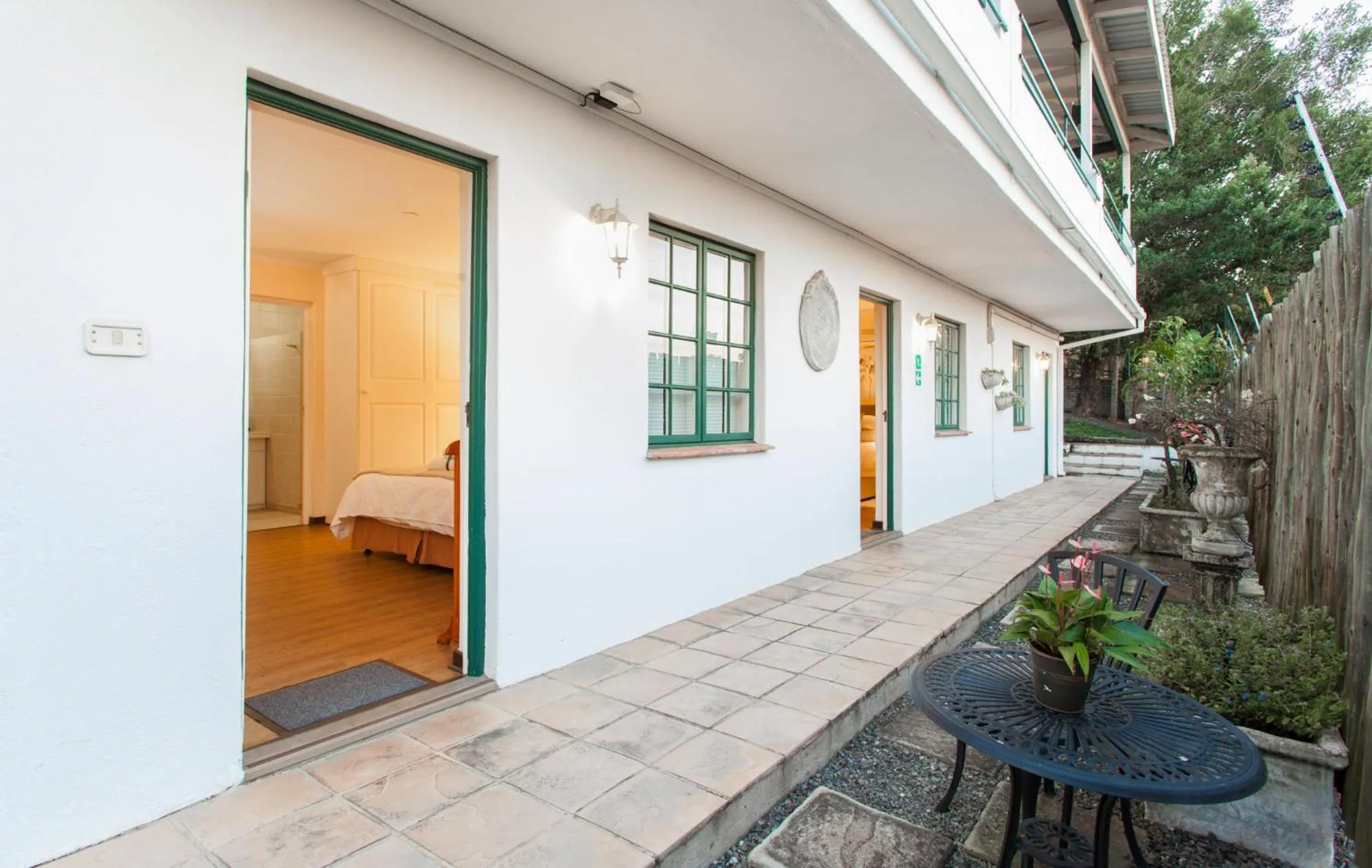 Garden in Shandon Lodge Guest House & Spa