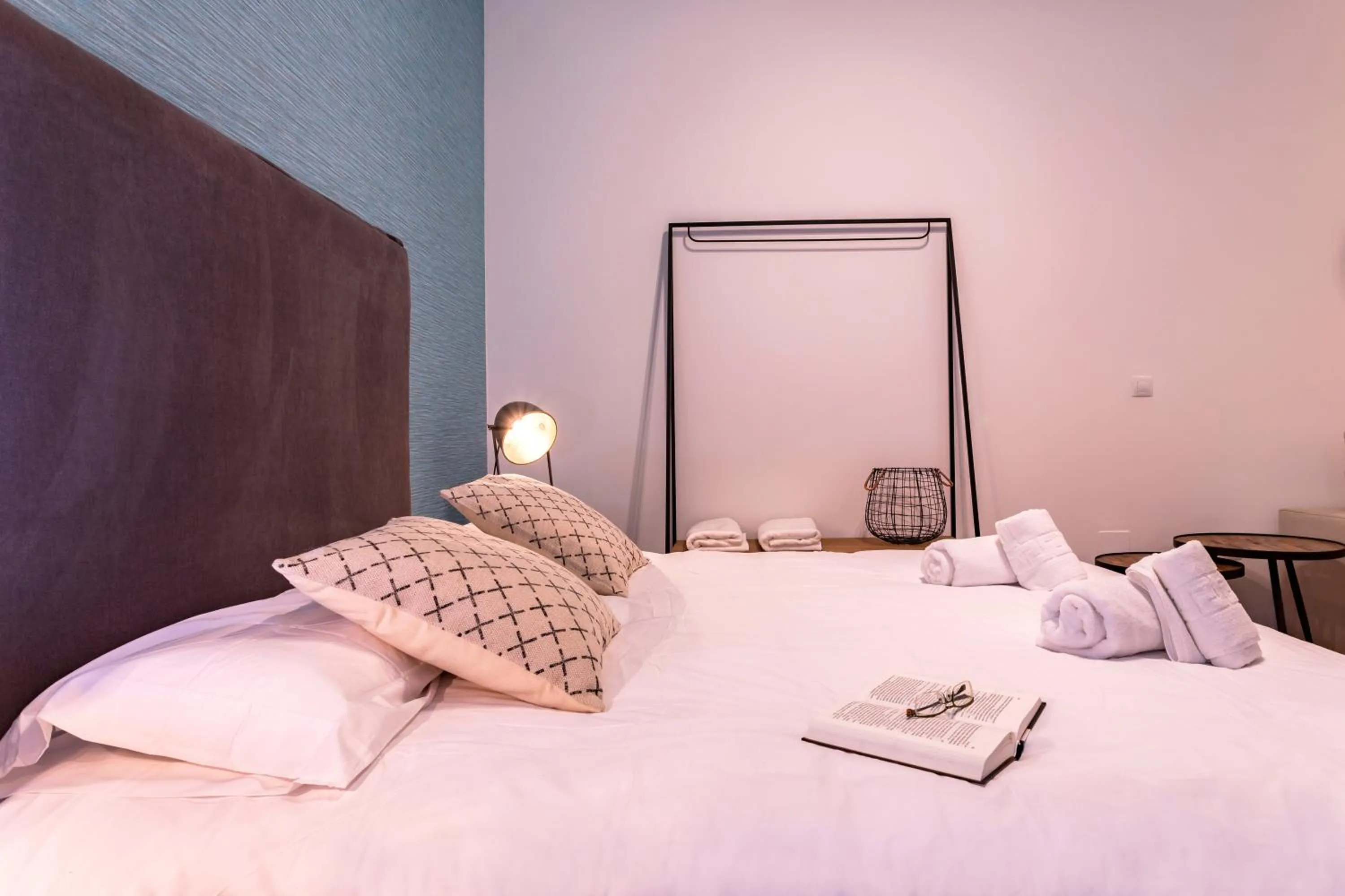 Bed in Málaga Central Suites