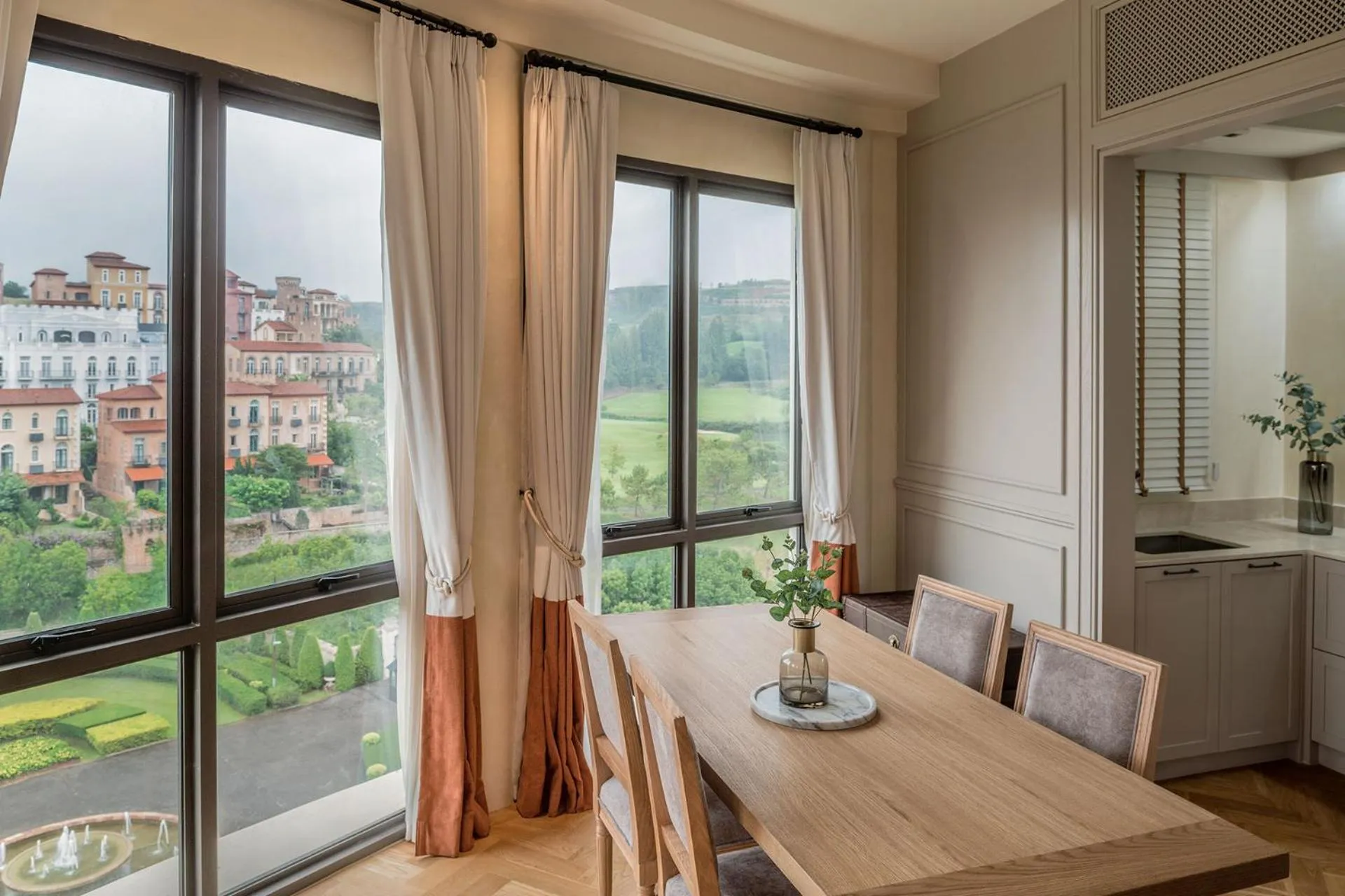 Toscana Piazza by Toscana Valley