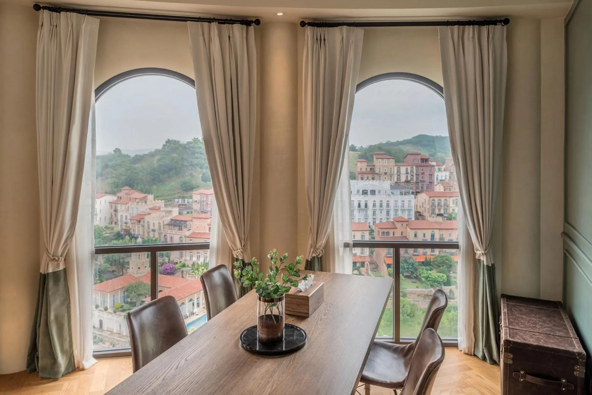 Toscana Piazza by Toscana Valley