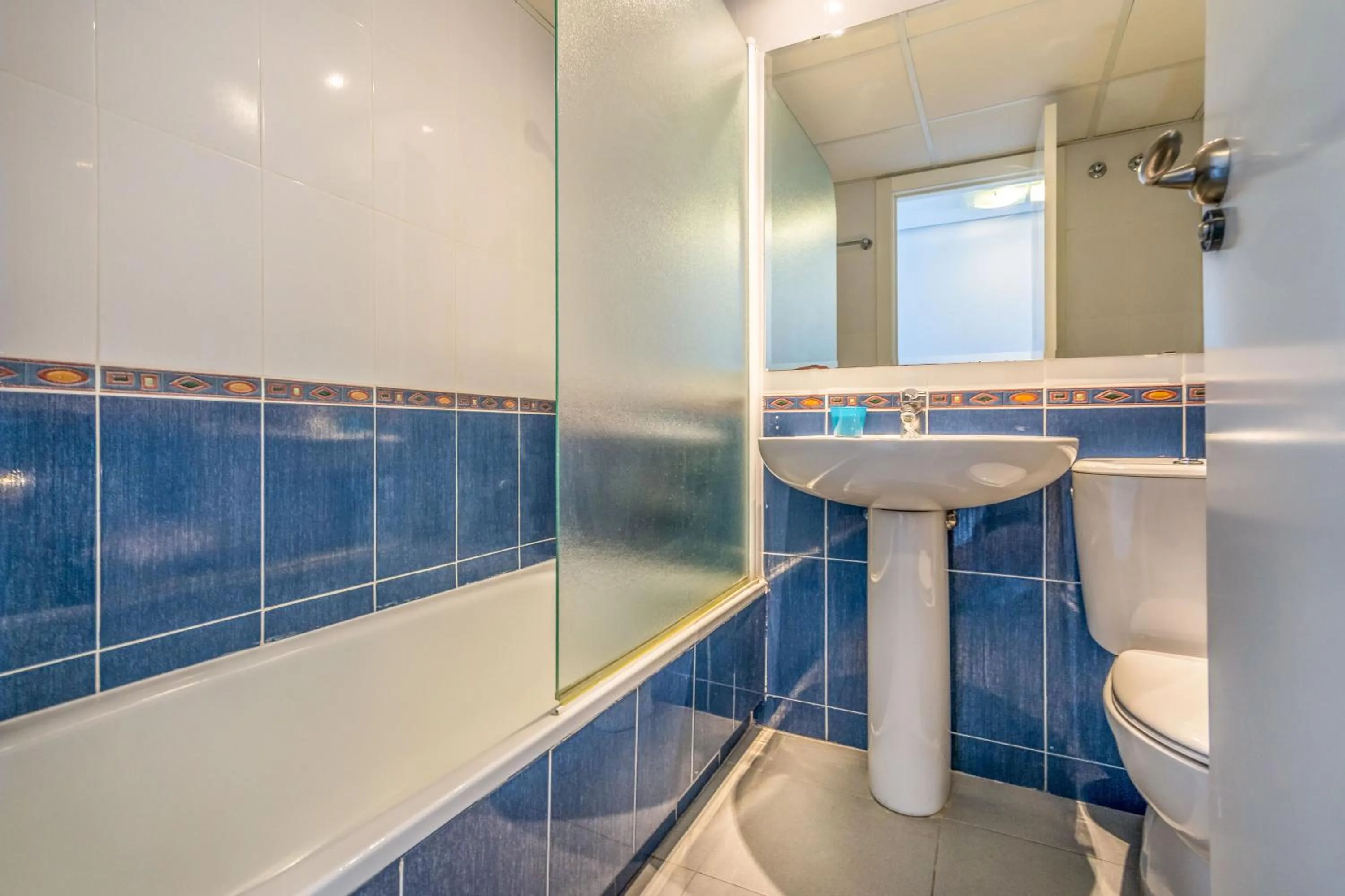 Bathroom in Apartamentos Hipocampos Unitursa