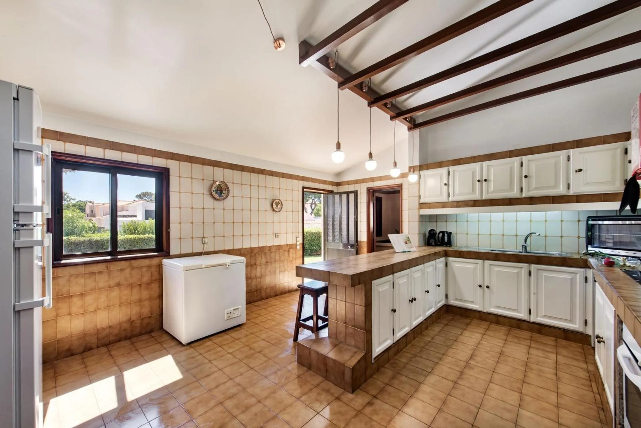 kitchen in 5 En-Suite Bedrooms, close to centre, free AC WiFi