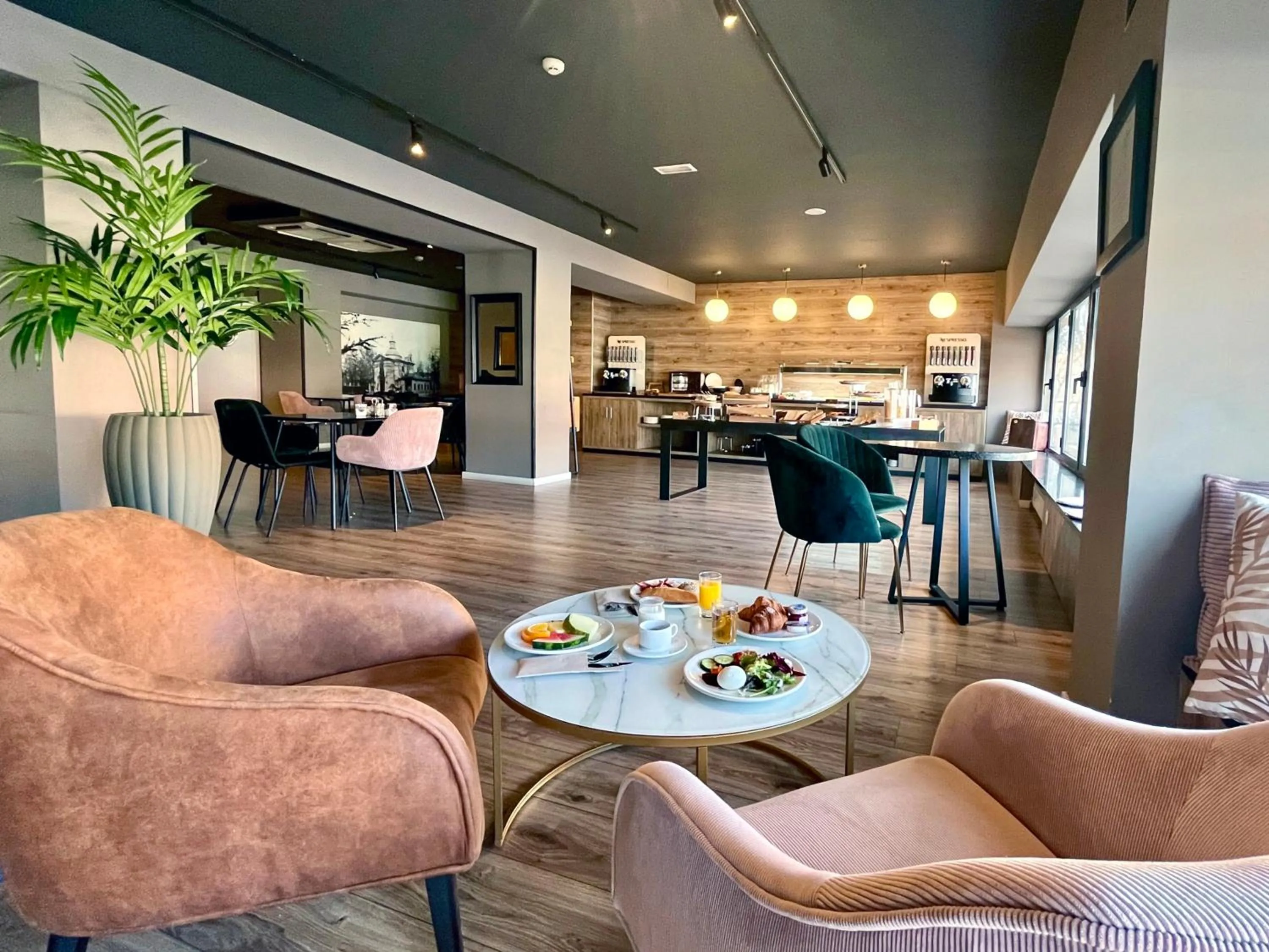 Breakfast in Hotel Acta Madfor