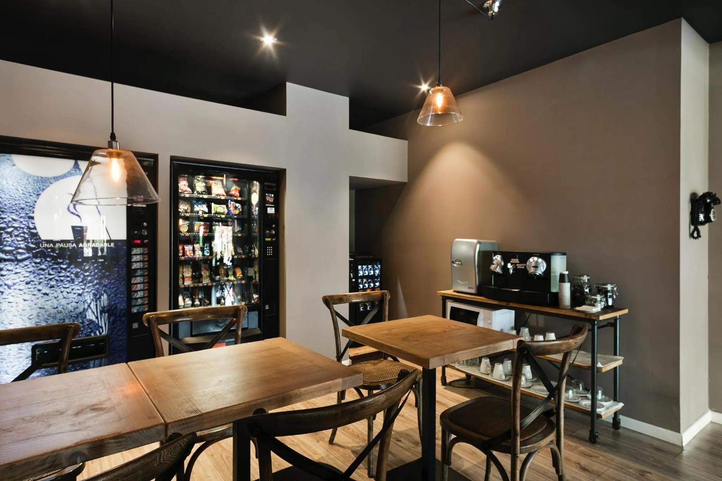 Lounge or bar in Hotel Acta Madfor