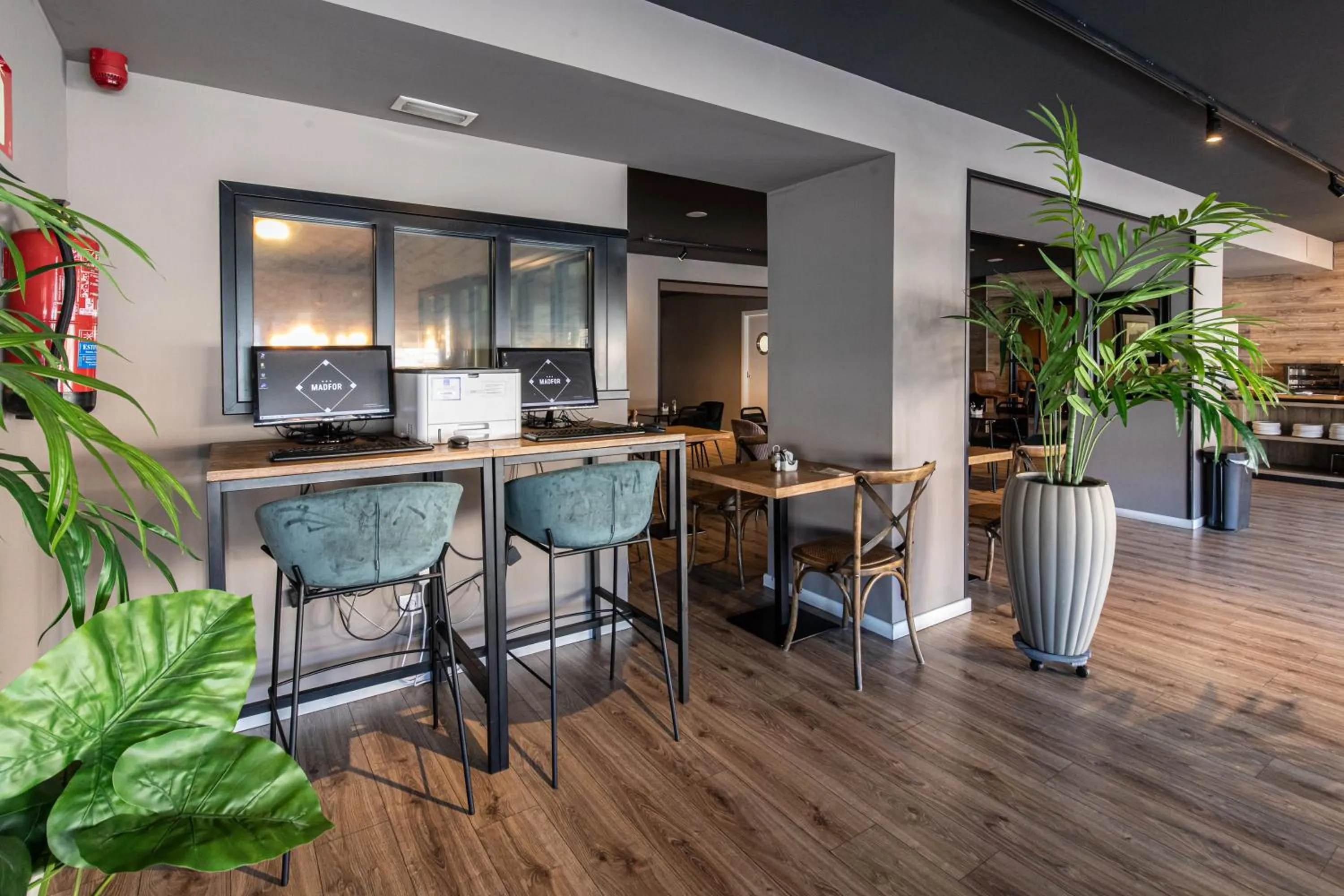 Seating area in Hotel Acta Madfor