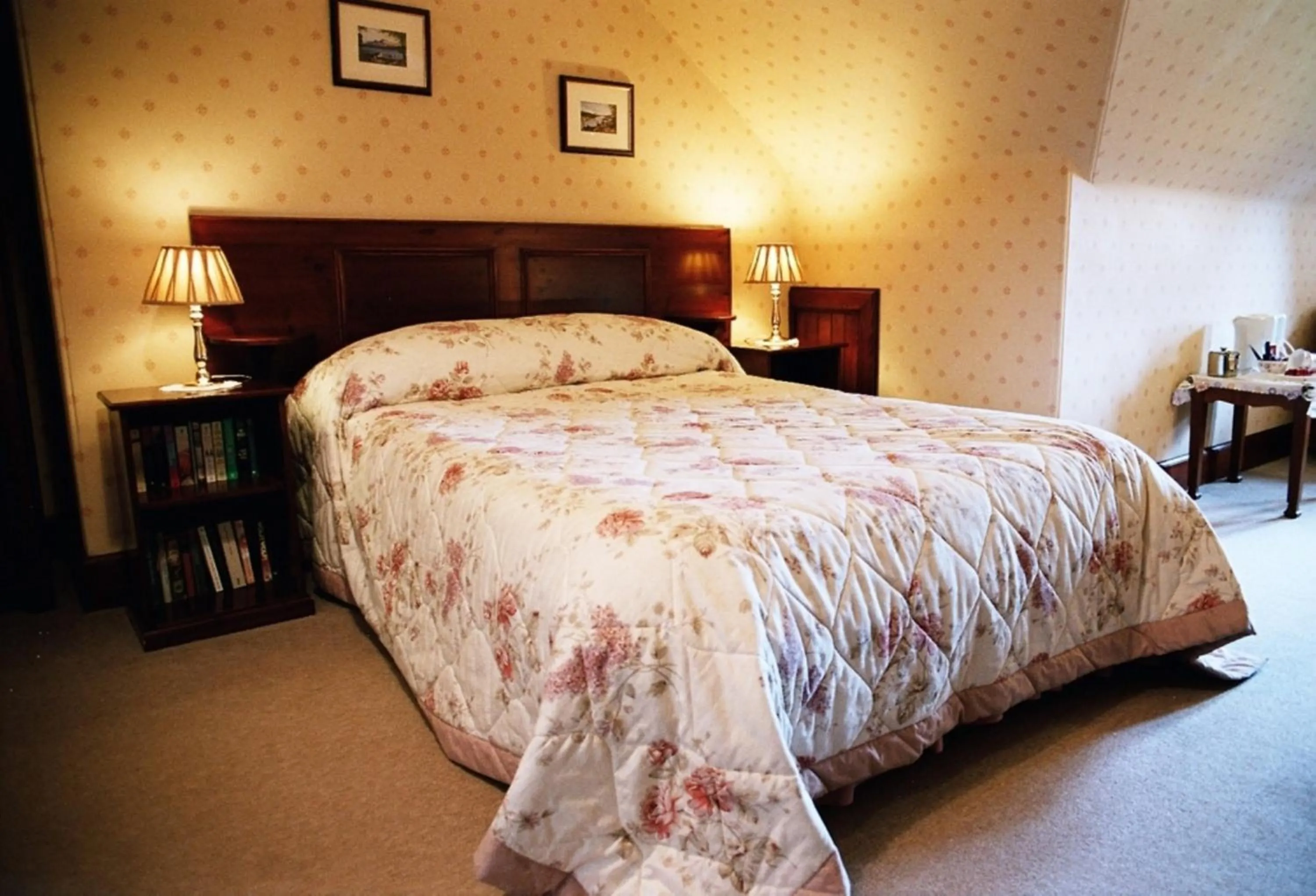 Bedroom, Bed in Tigh na Sgiath Country House Hotel