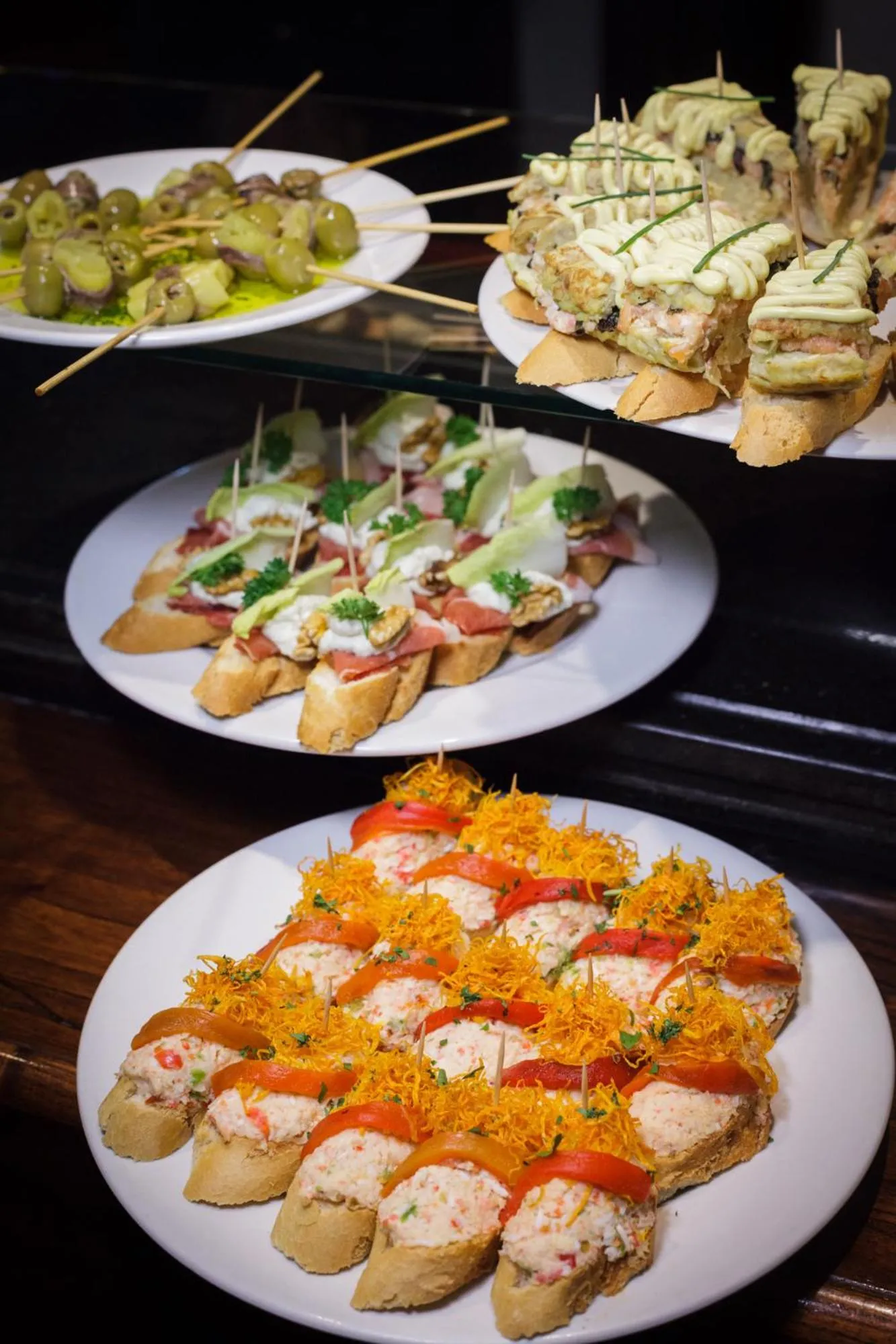 Food and drinks in Loft Osteria by Sagardi