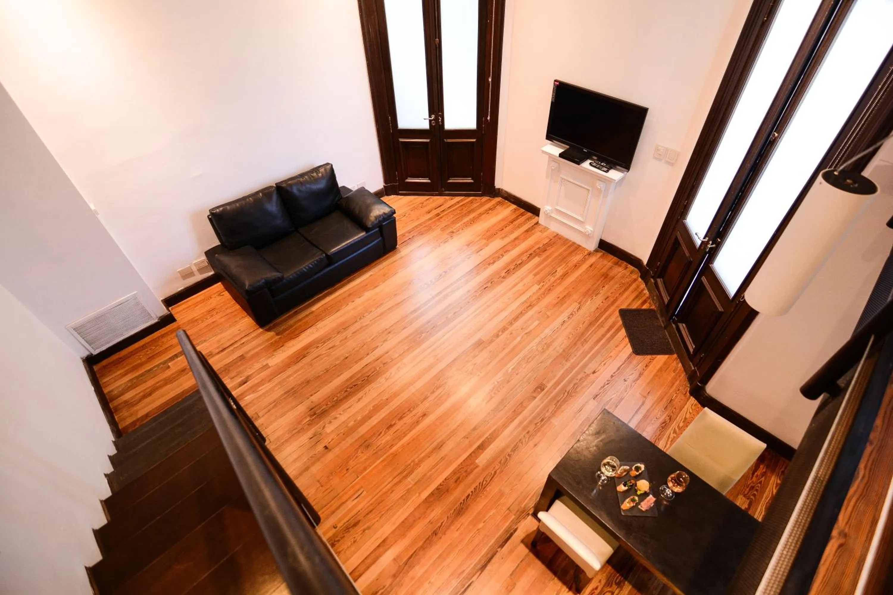 TV and multimedia in Loft Osteria by Sagardi