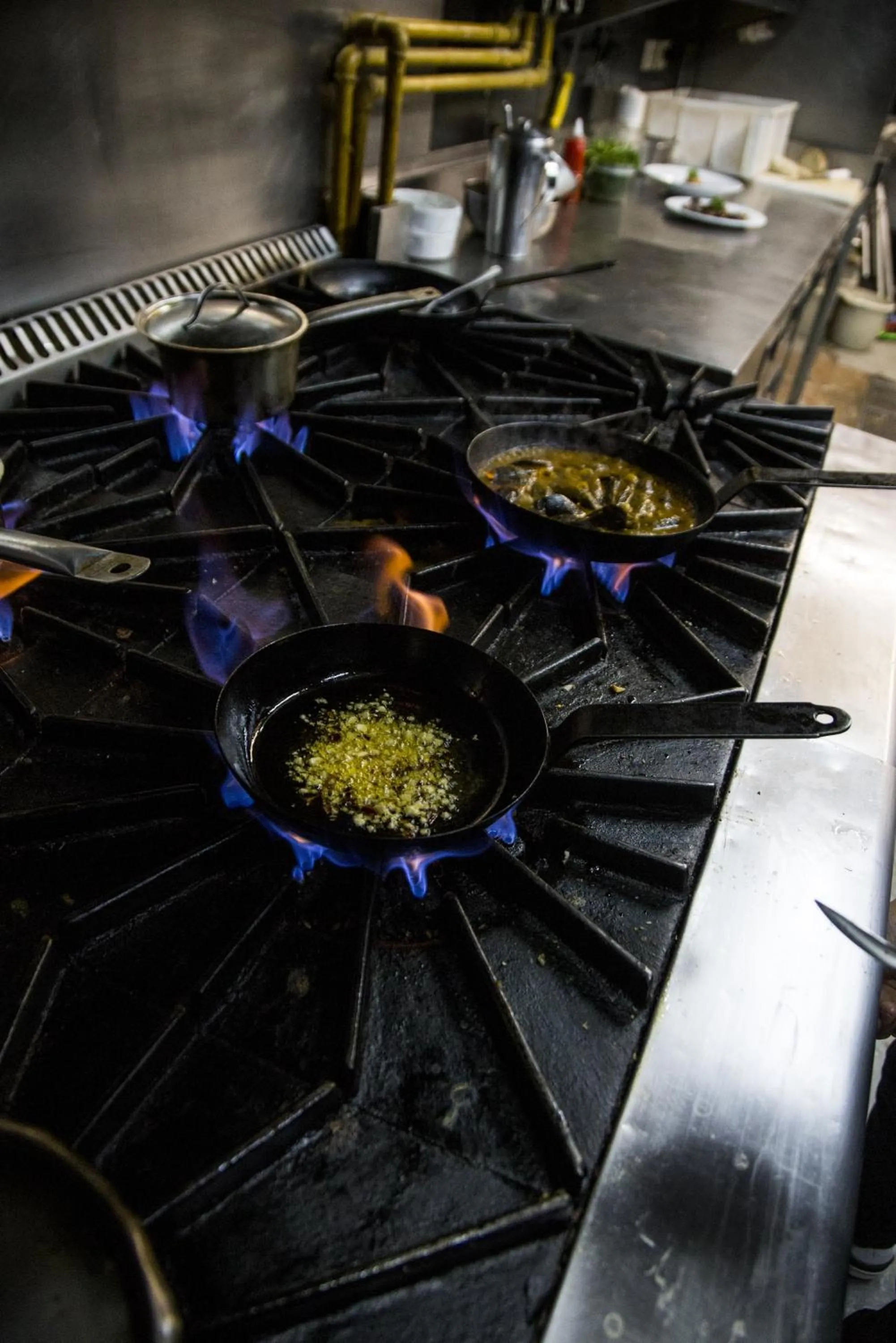 Food and drinks in Loft Osteria by Sagardi