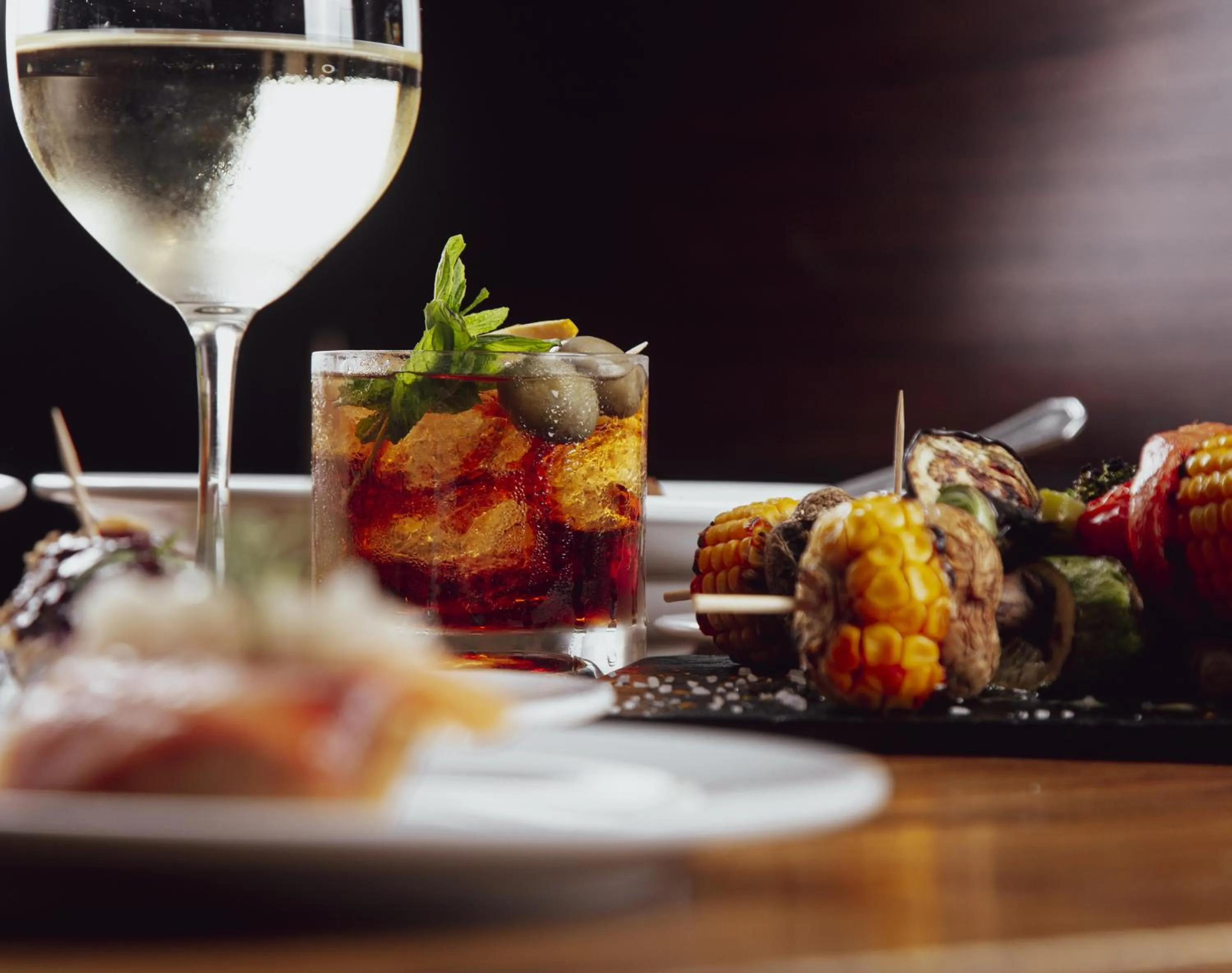 Food and drinks in Loft Osteria by Sagardi