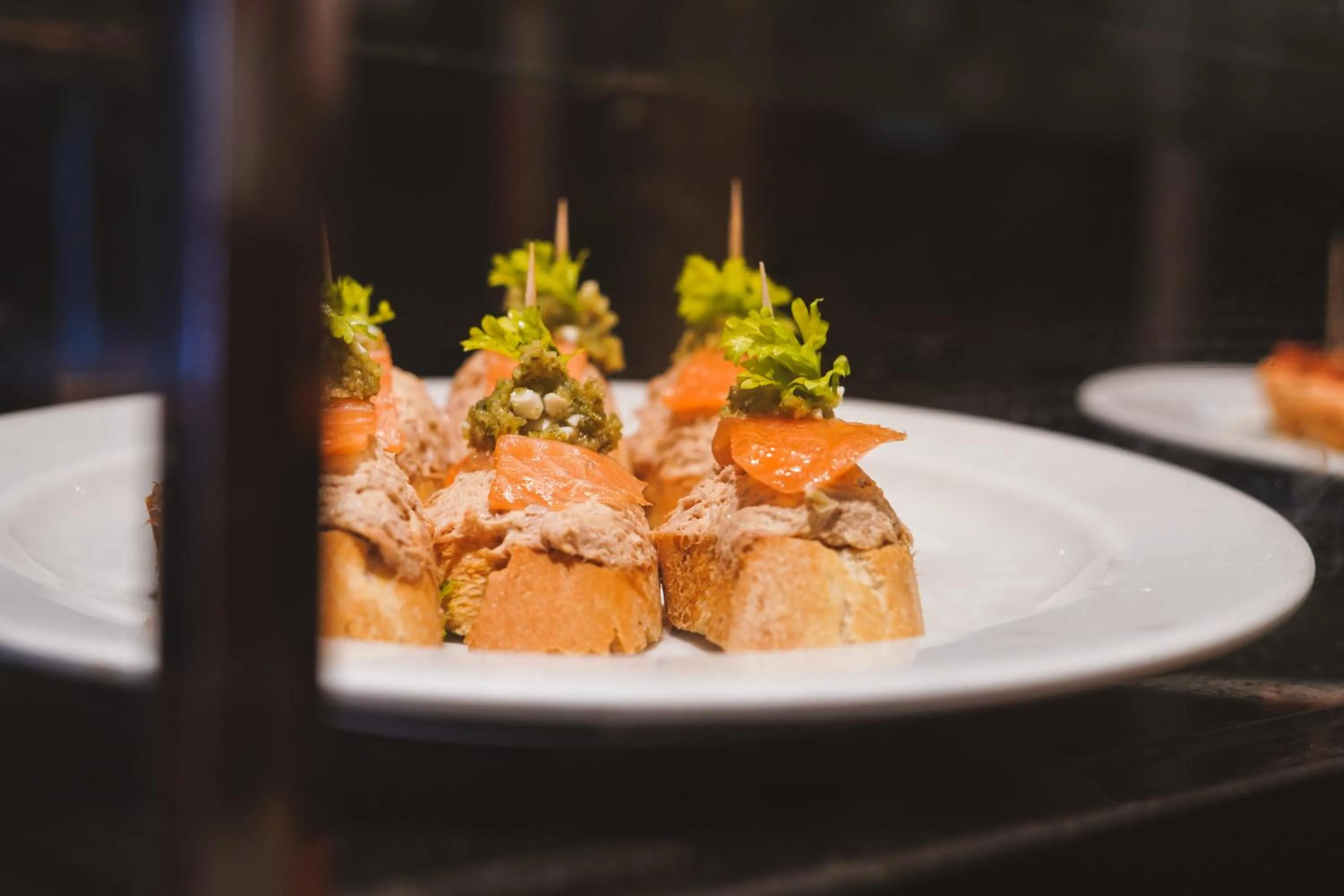 Food and drinks in Loft Osteria by Sagardi