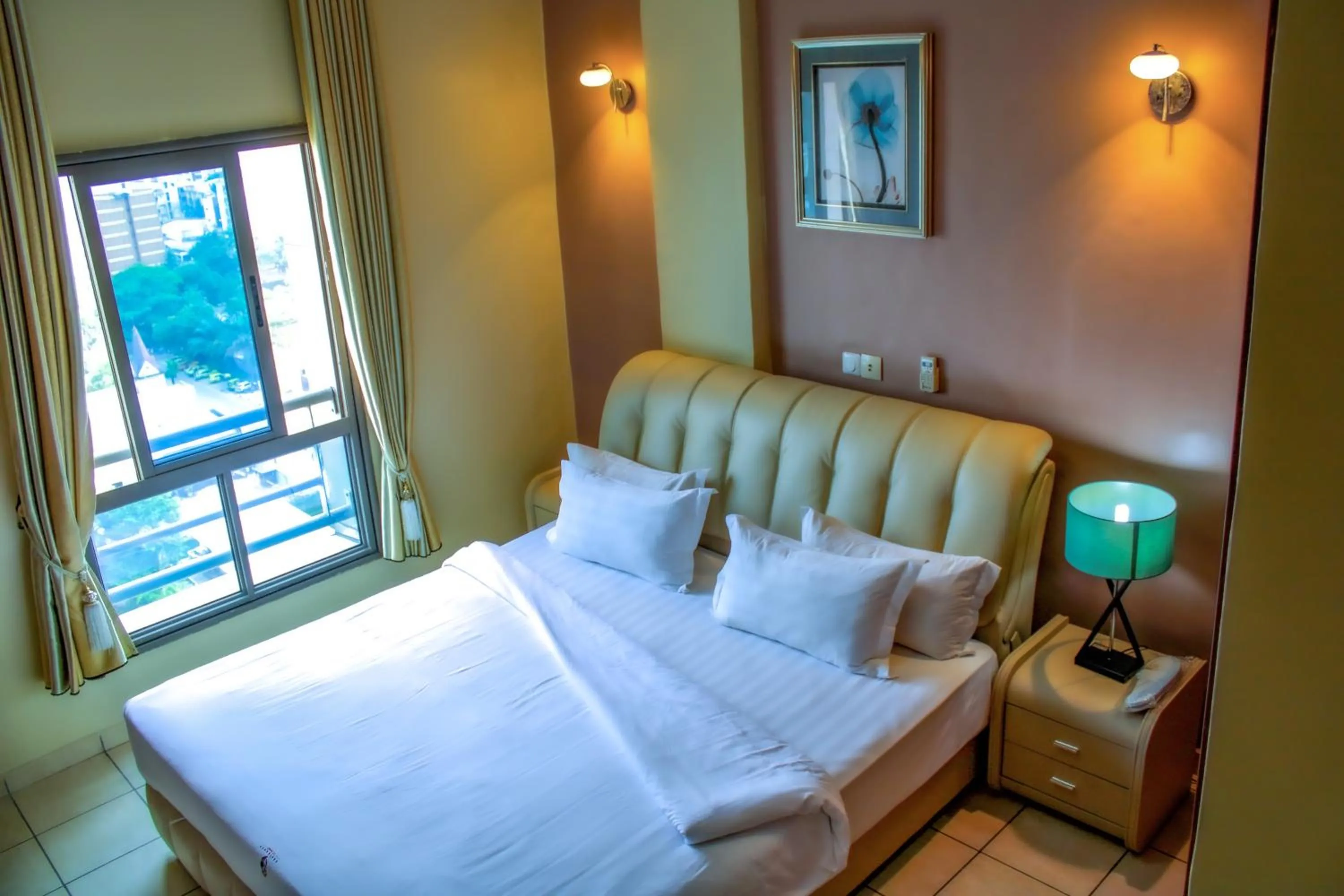 Bed in Residence Le Carat Bonapriso