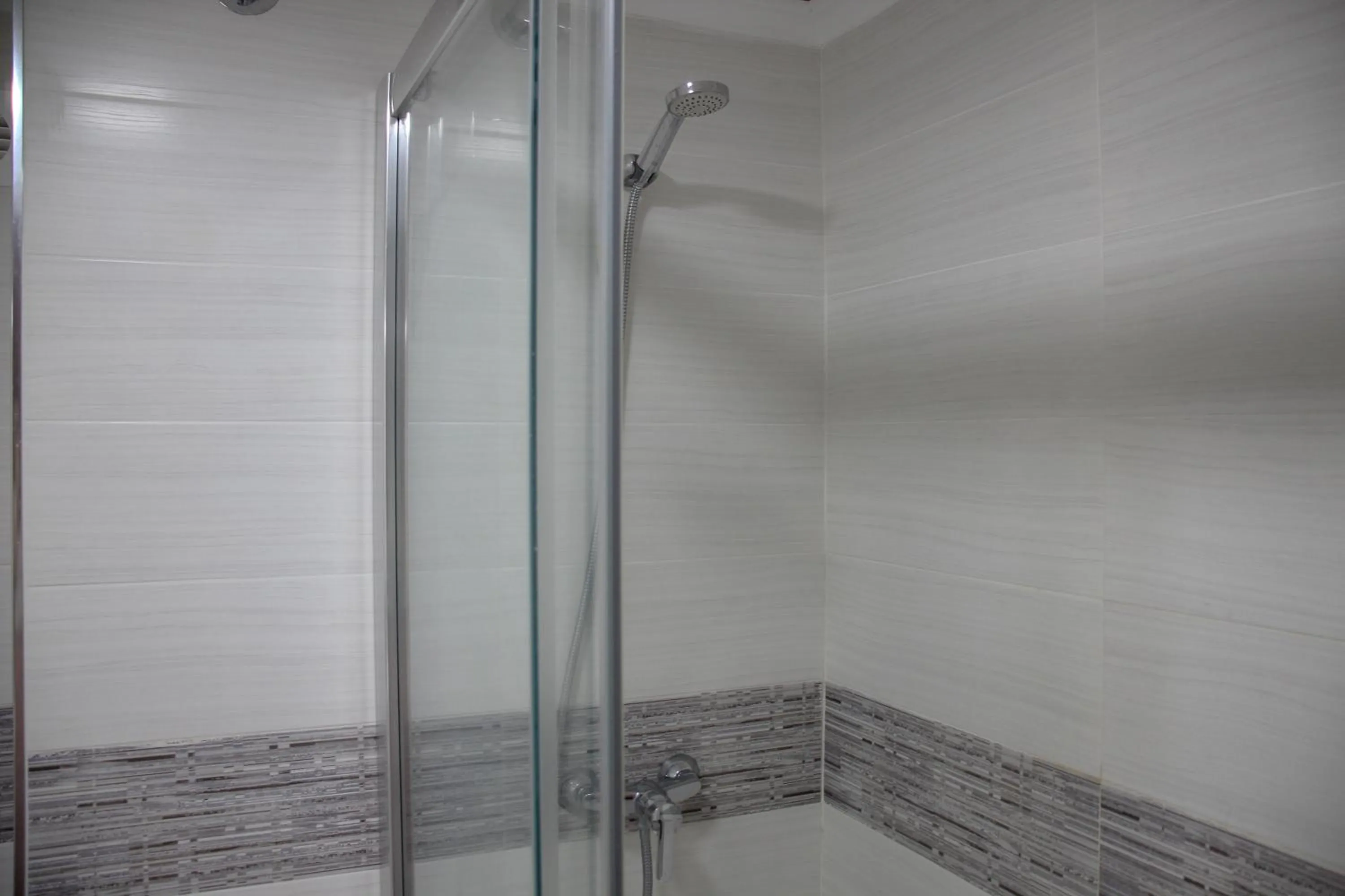 Shower in Apartamentos Turmalina Unitursa