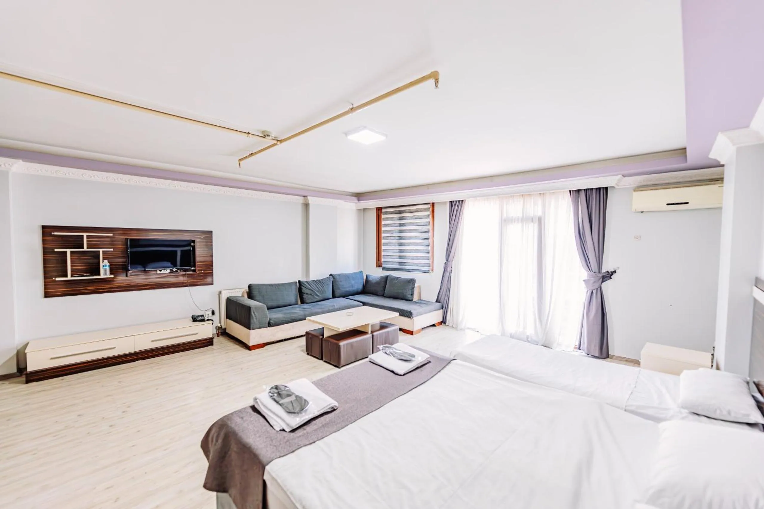 Diamond Suites Residence