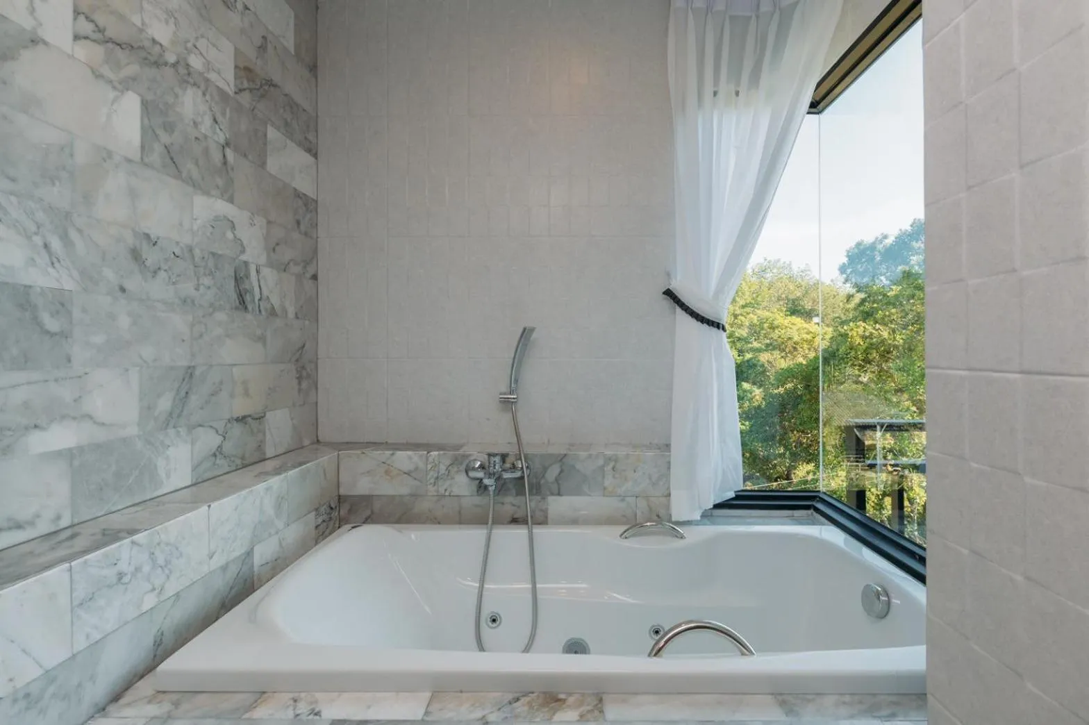  Premier Room With Jacuzzi in Baan Taranya Koh Yao Yai Resort