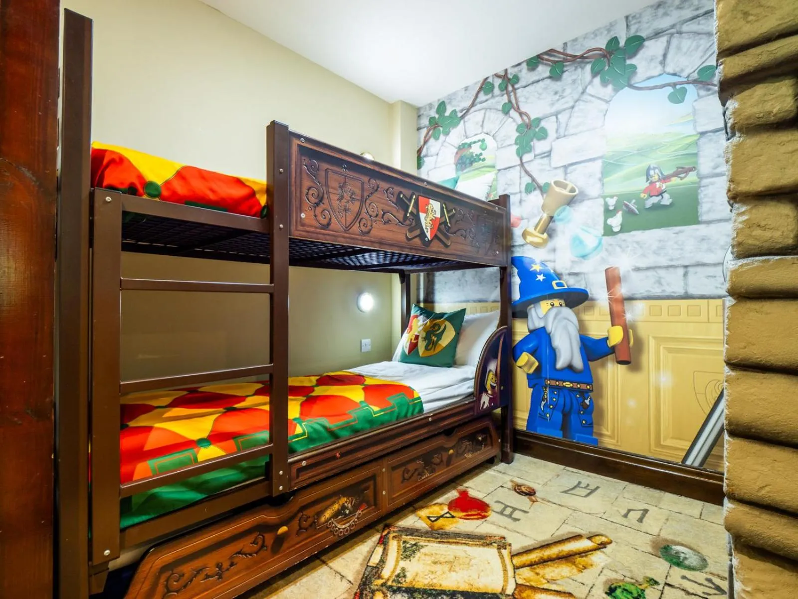 bunk bed, Bed in LEGOLAND(R) Windsor Resort