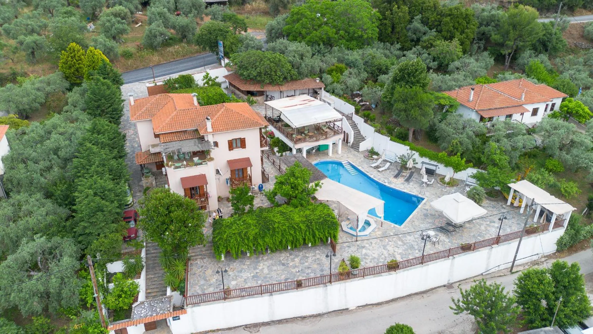 Property building in Seralis Pelion