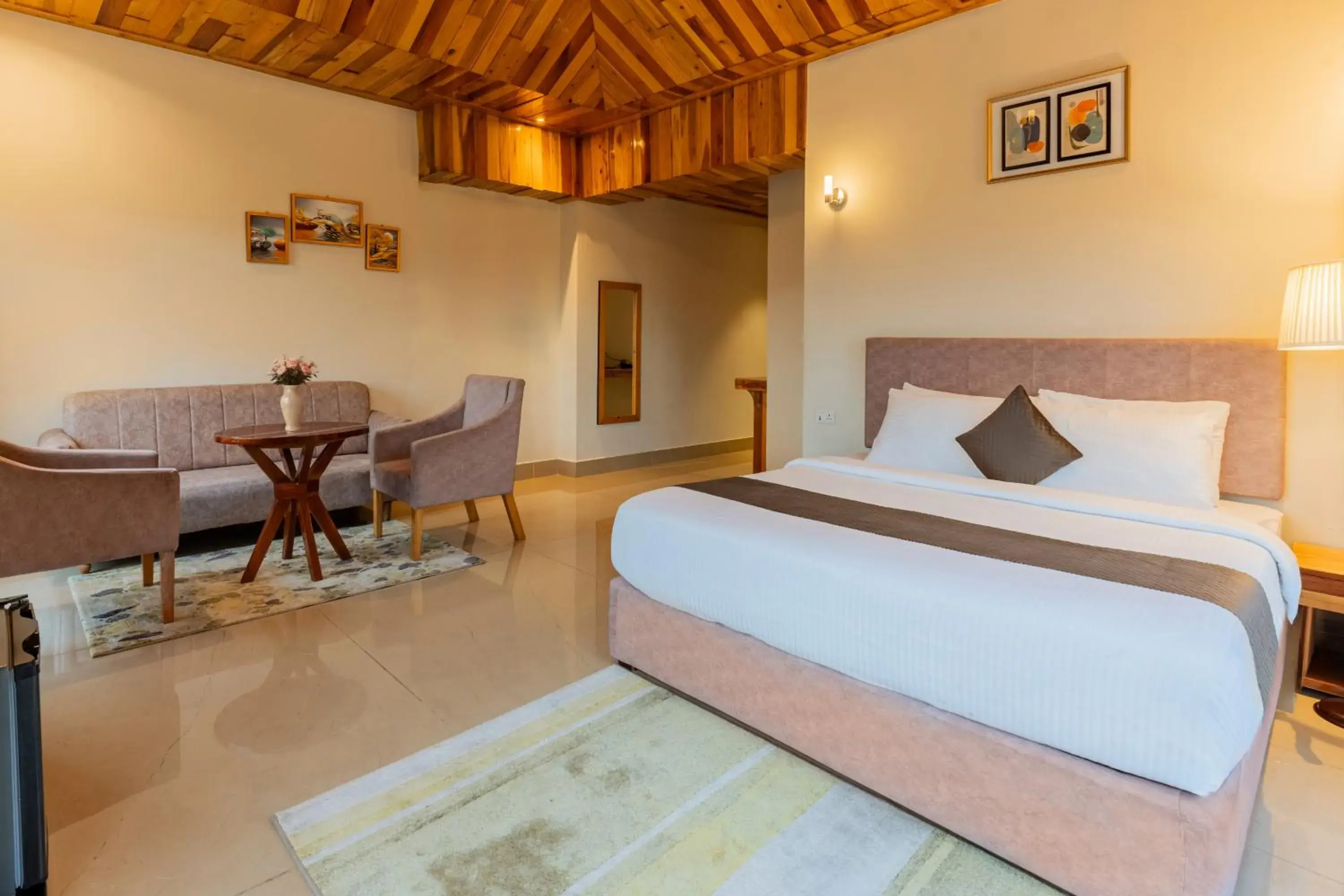 Lake view suite with bathtub in La Nicholas Lake View by Summit Hotels Lake view suite with bathtub in La Nicholas Lake View by Summit Hotels