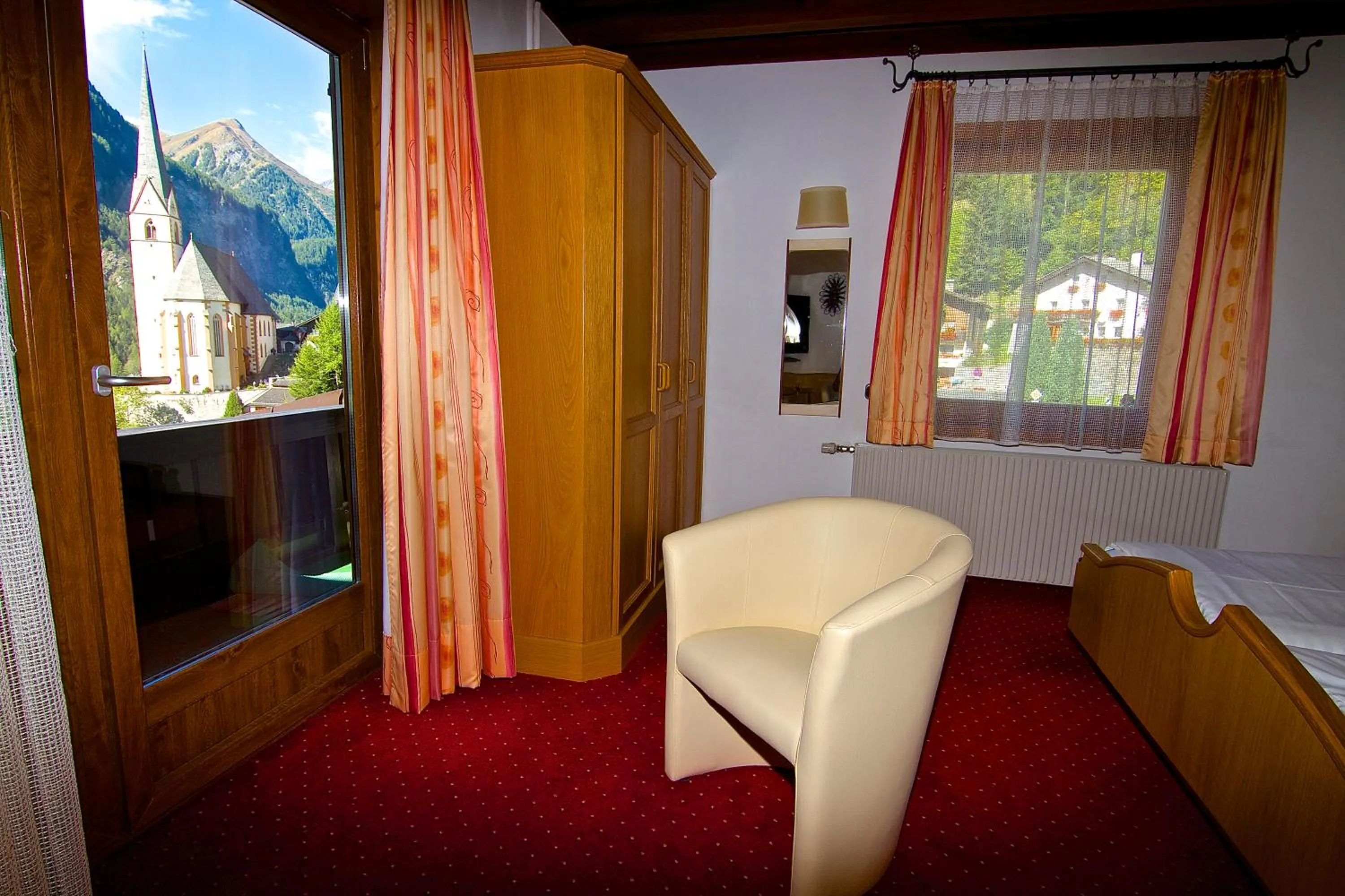 Photo of the whole room in Hotel Rupertihaus