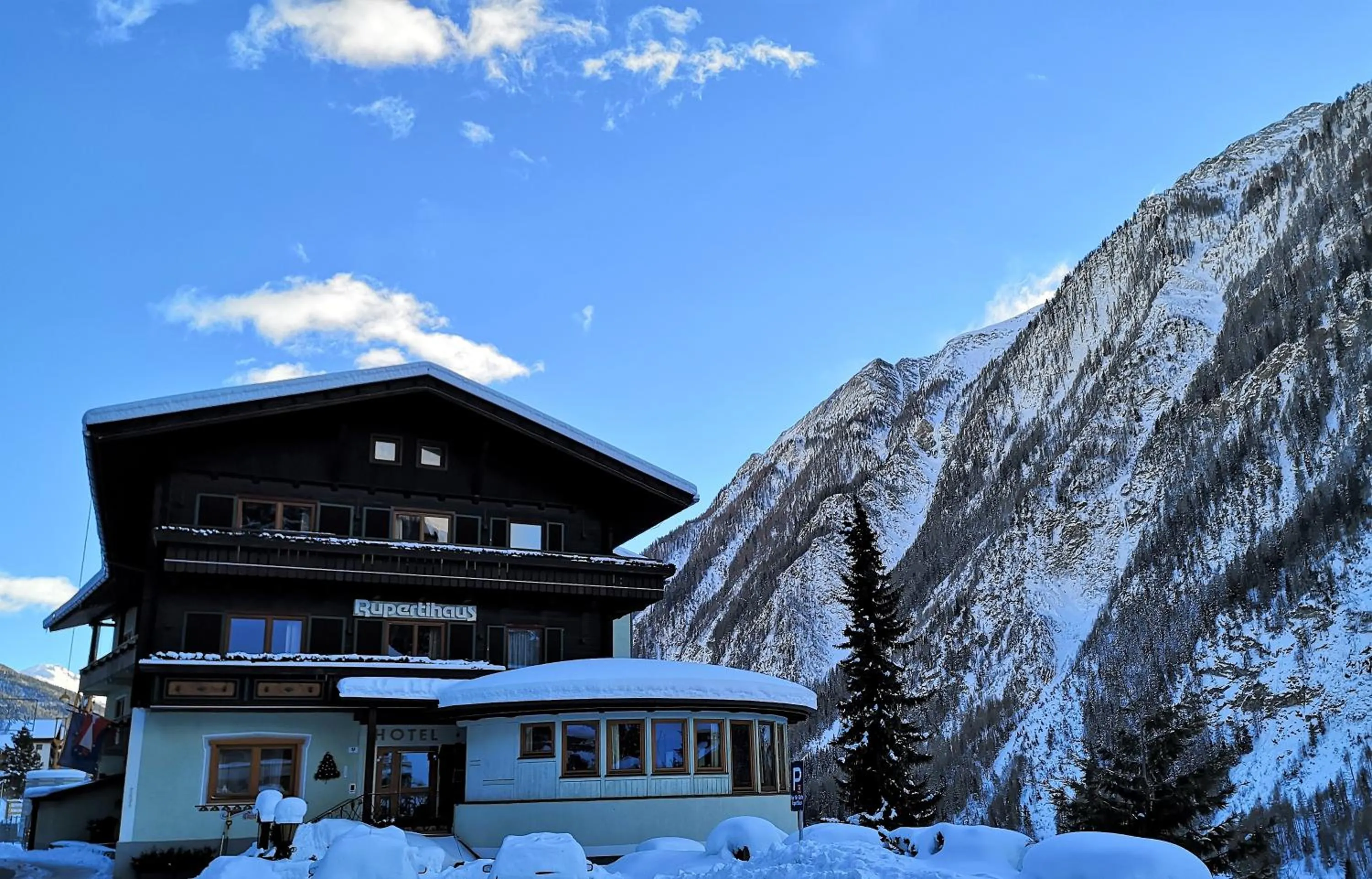 Property building in Hotel Rupertihaus