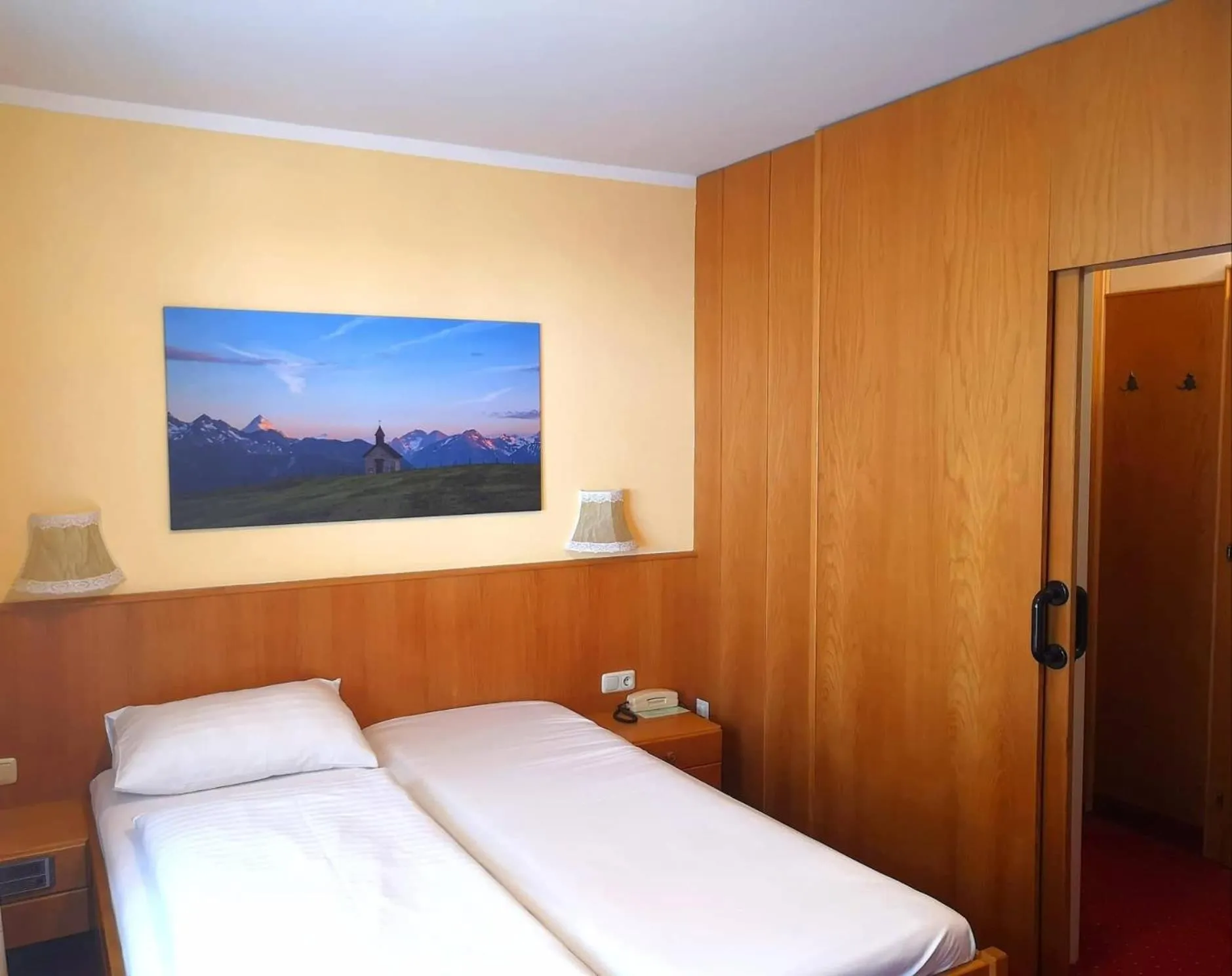 Photo of the whole room in Hotel Rupertihaus