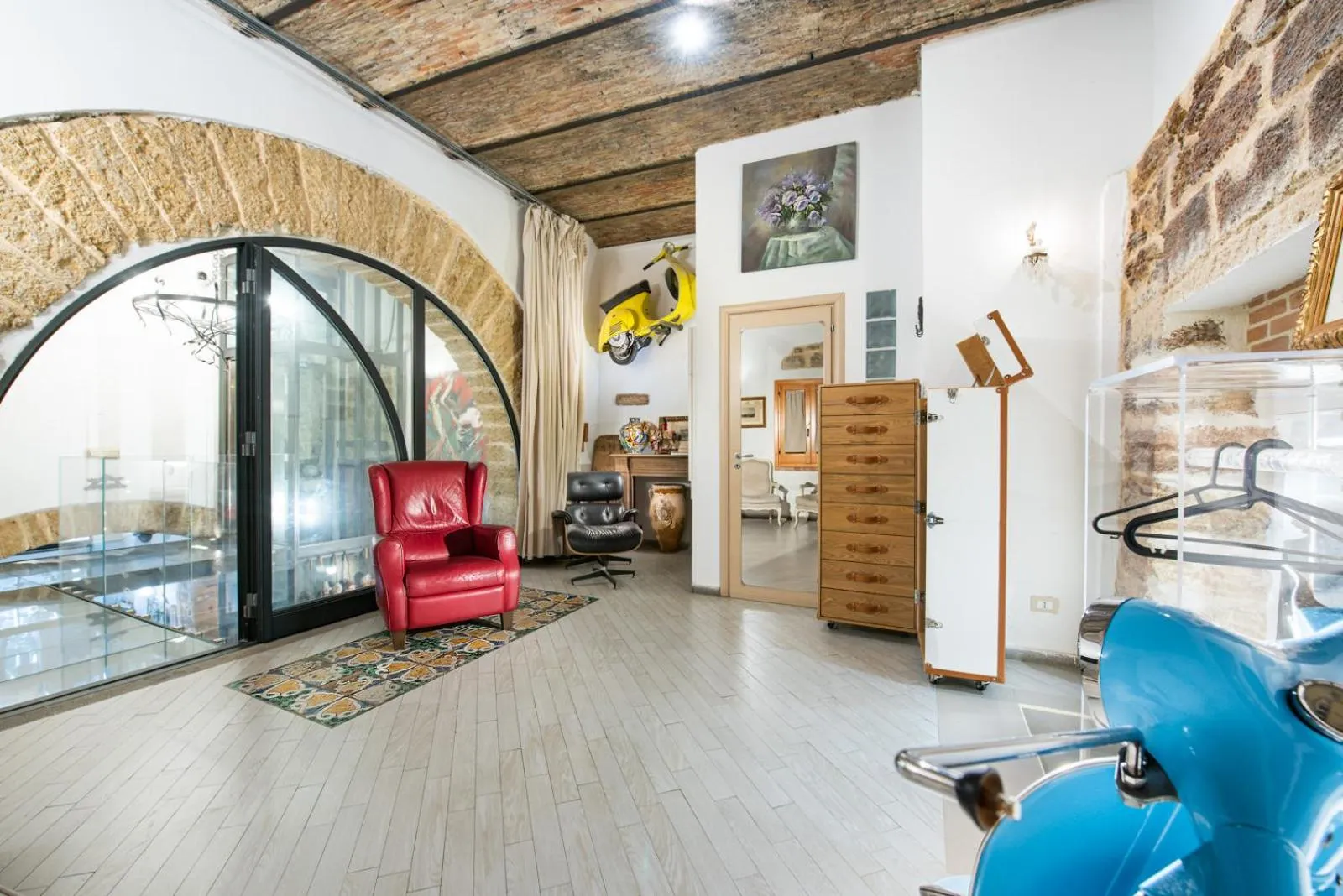 Porta di Castro Hotel & Pool