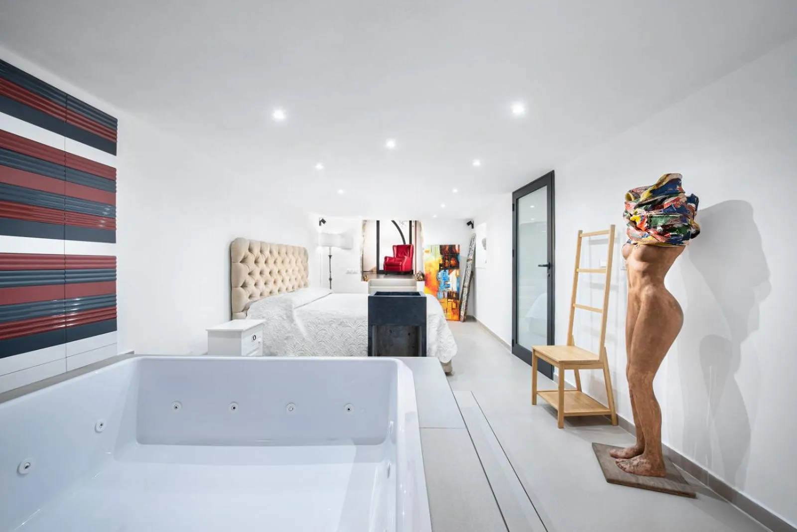 Bed in Porta di Castro Hotel & Pool