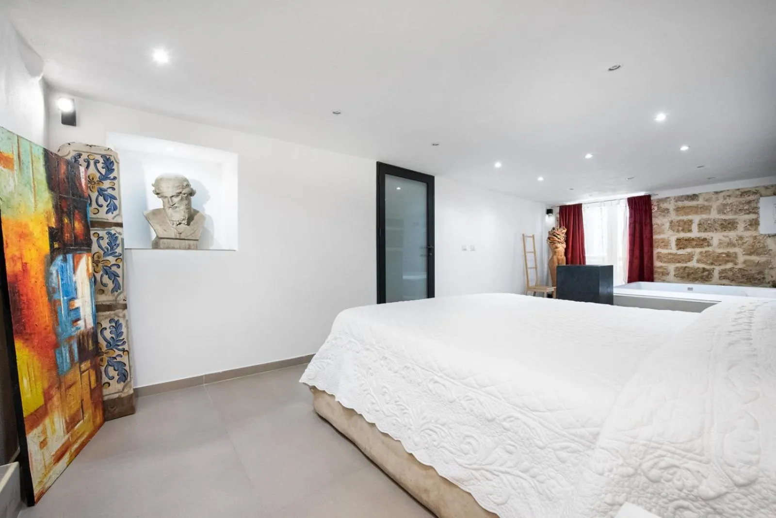 Bed in Porta di Castro Hotel & Pool