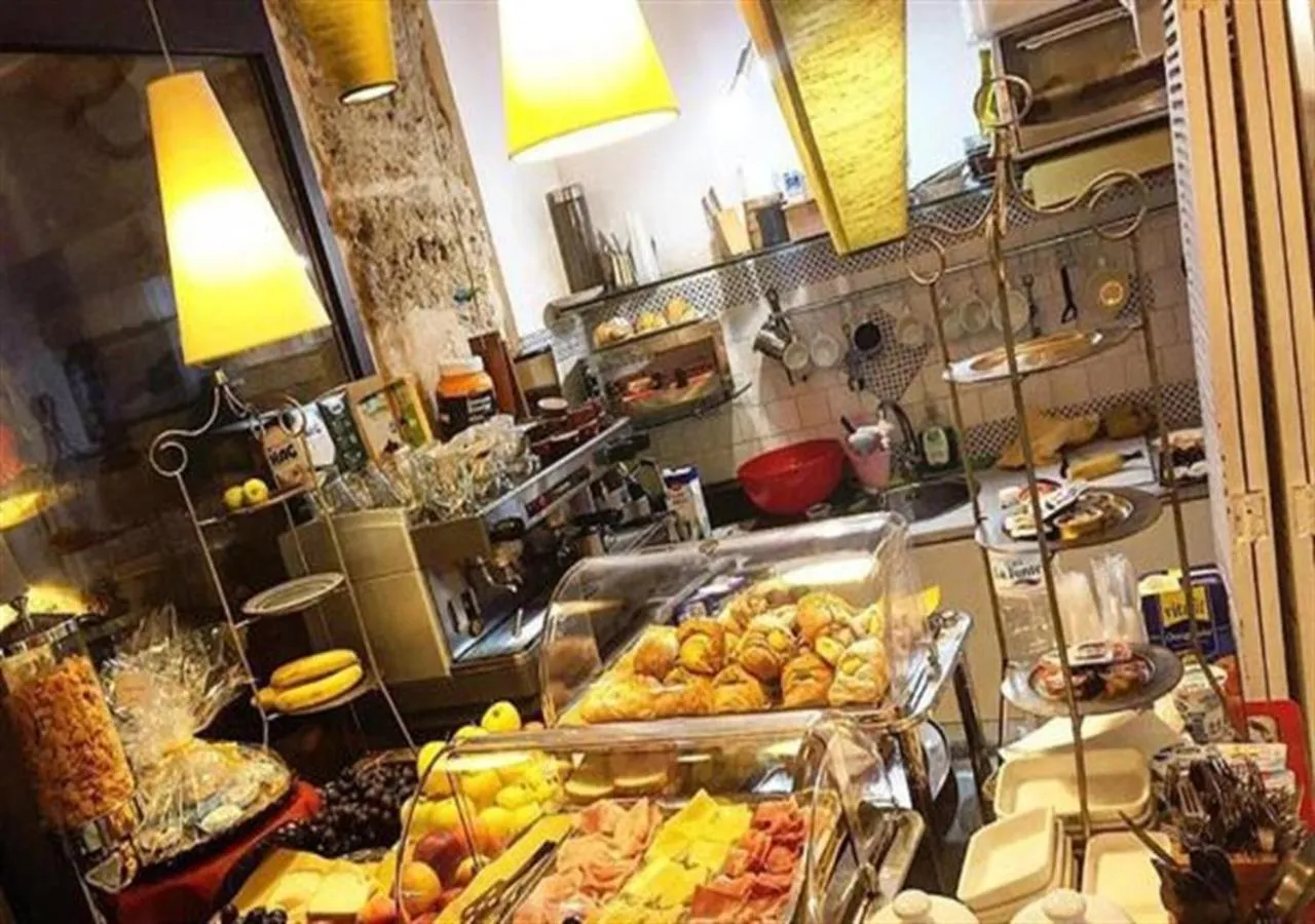 Porta di Castro Hotel & Pool