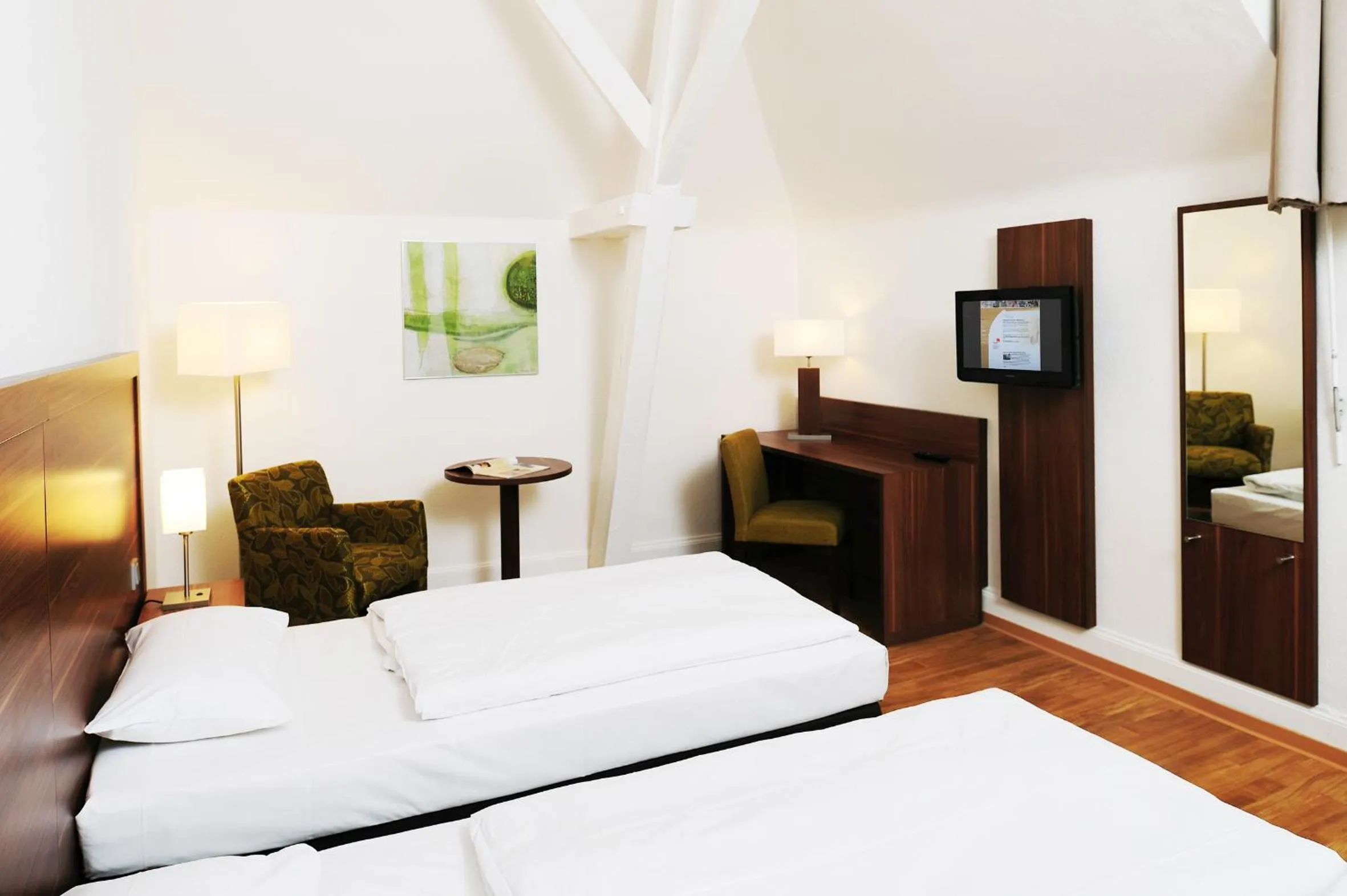 Photo of the whole room, Bed in Bildungshaus St. Bernhard - Wohnen und Tagen