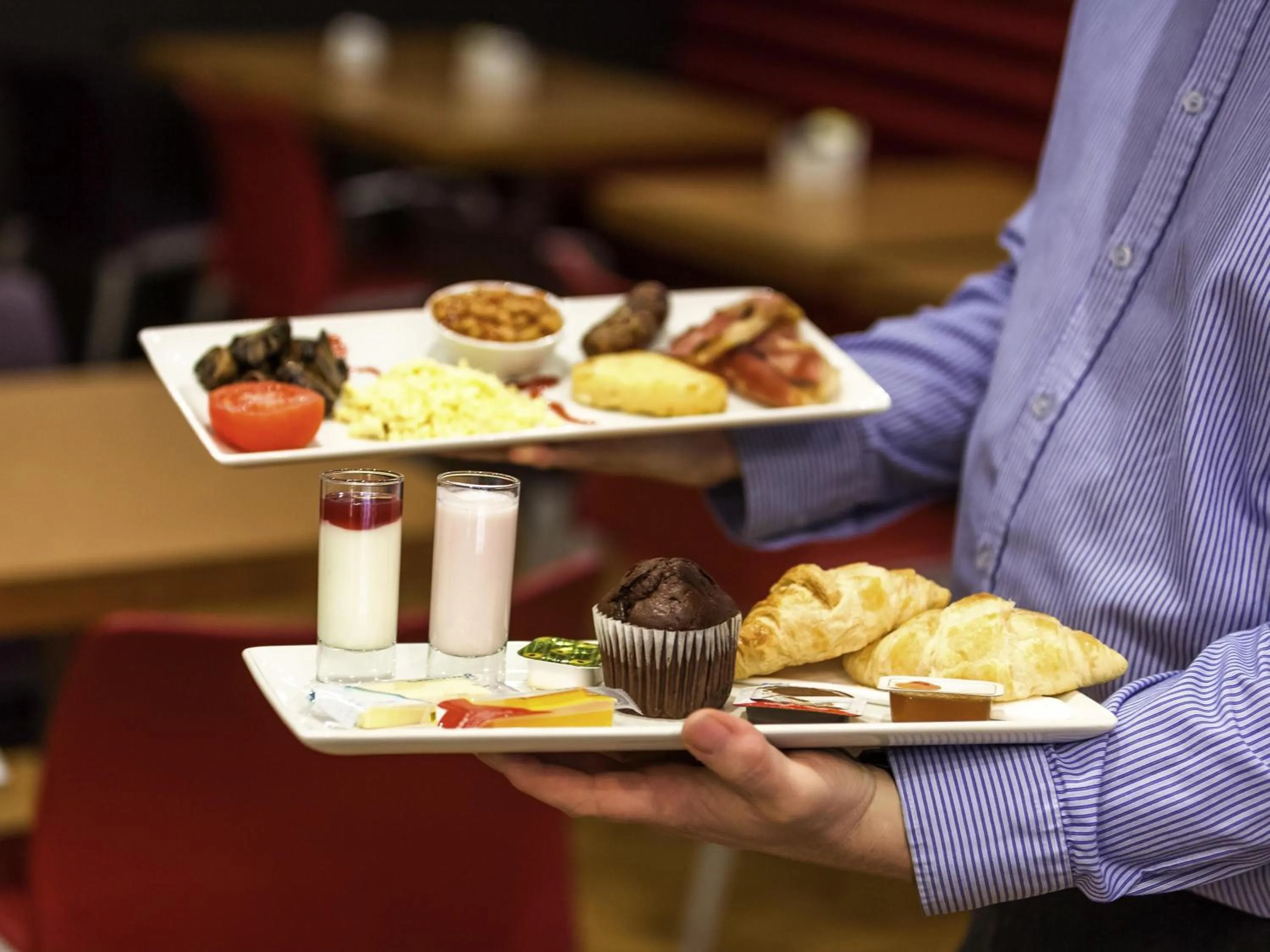 Restaurant/places to eat in ibis Hotel Northampton Centre