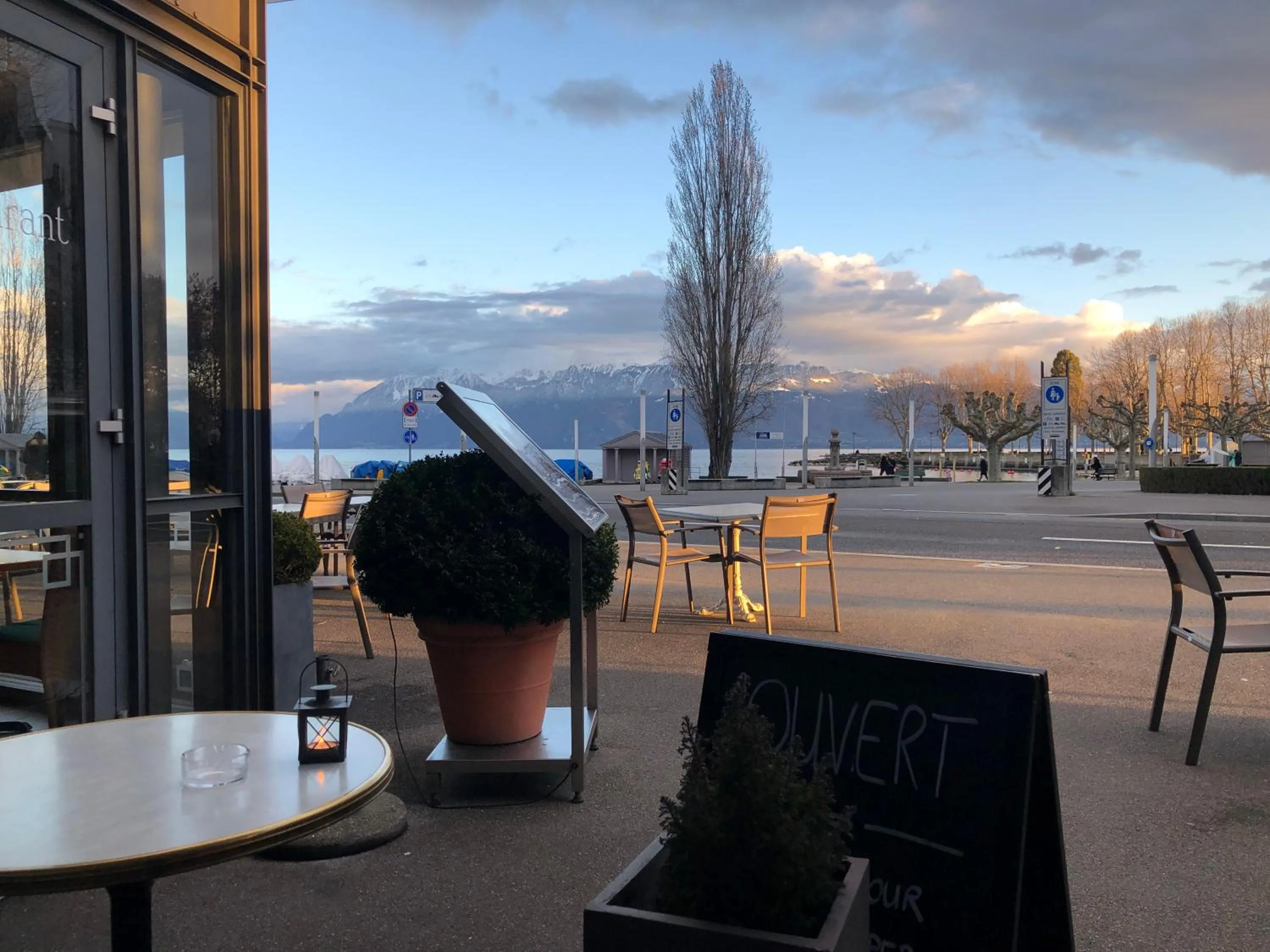 Balcony/Terrace in Hôtel du Port