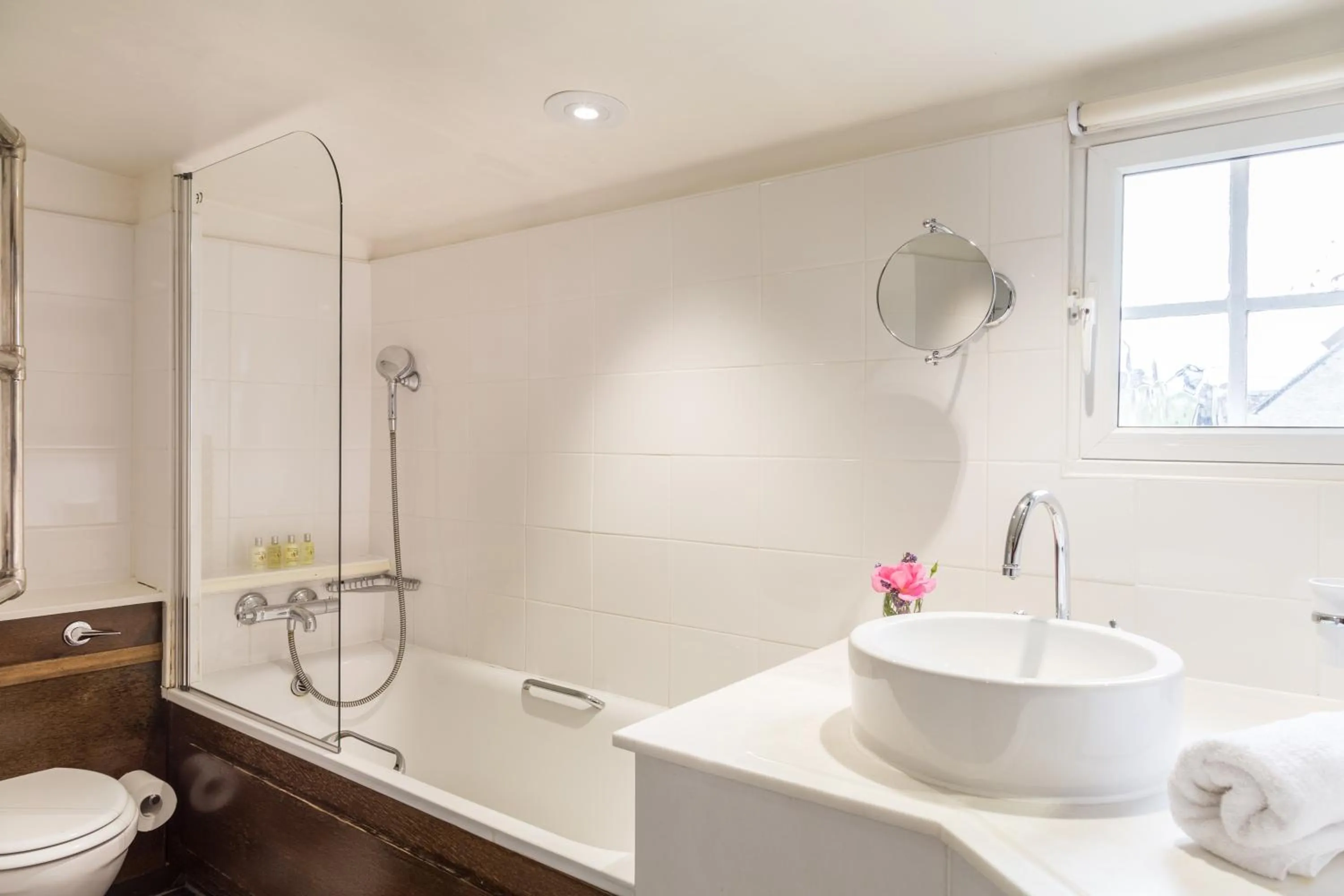 Shower in Old Swan & Minster Mill