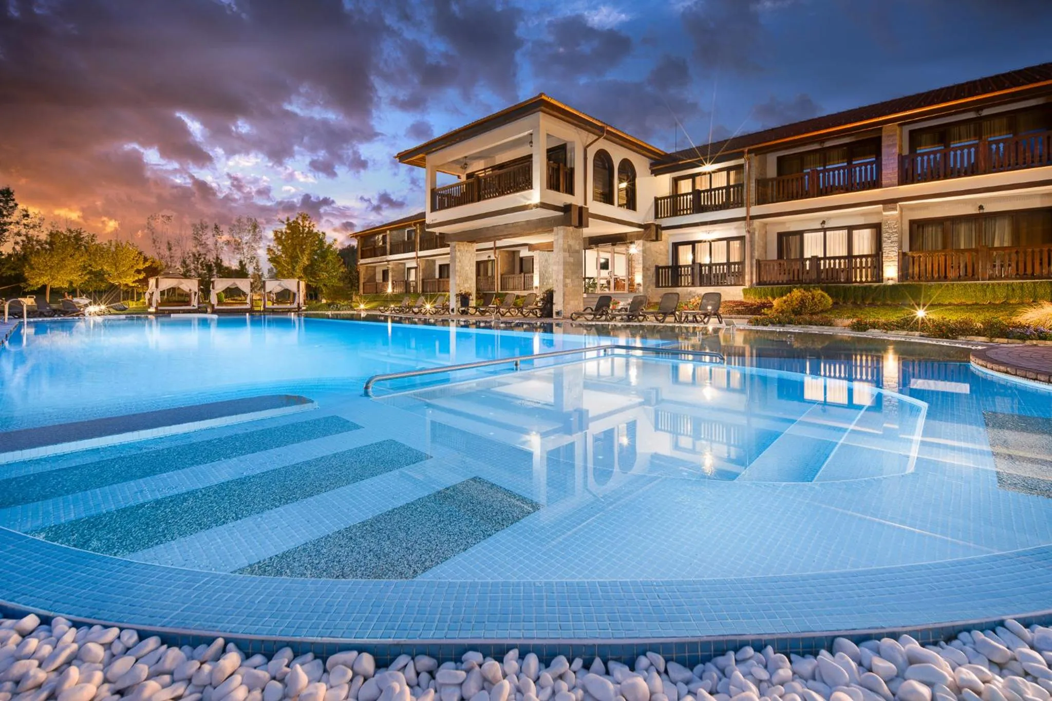 Property building in Boutique Complex Trakiets