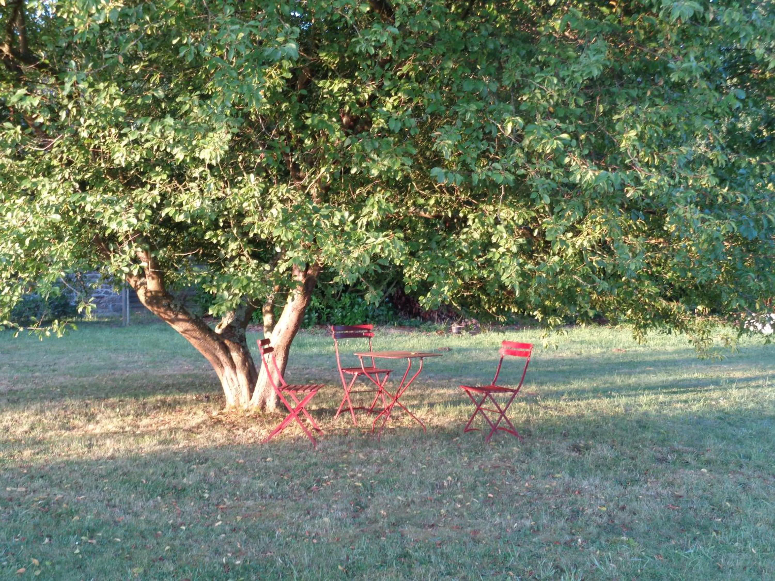 Garden view in Ker Adsav o'naturel