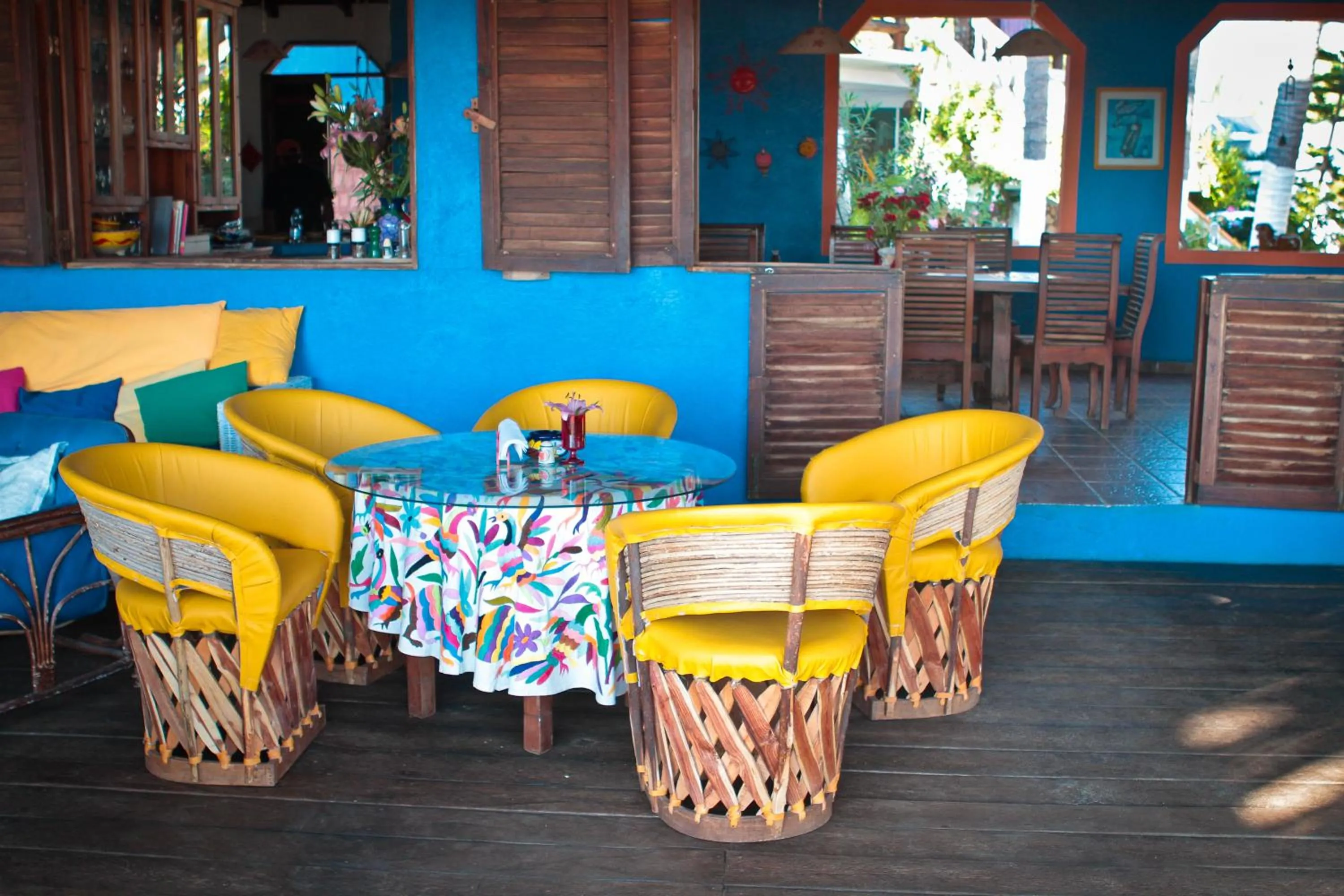 Restaurant/places to eat in Hotel Gilda