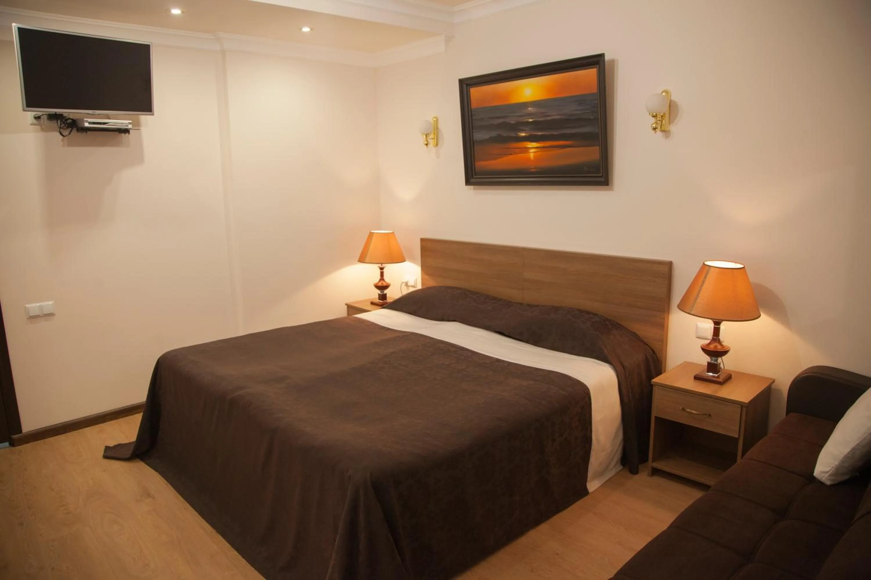 Seating area, Bed in Hin Yerevantsi Hotel