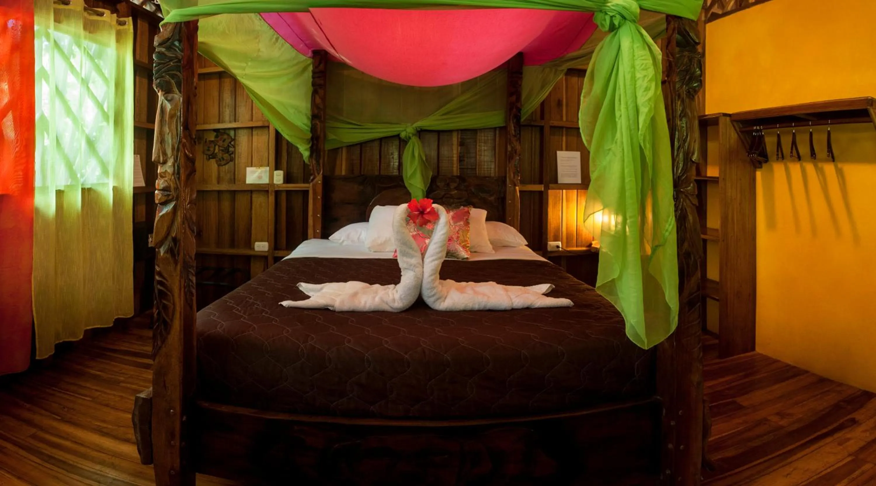 Bedroom, Bed in Tierra de Sueños Lodge & Wellness Center