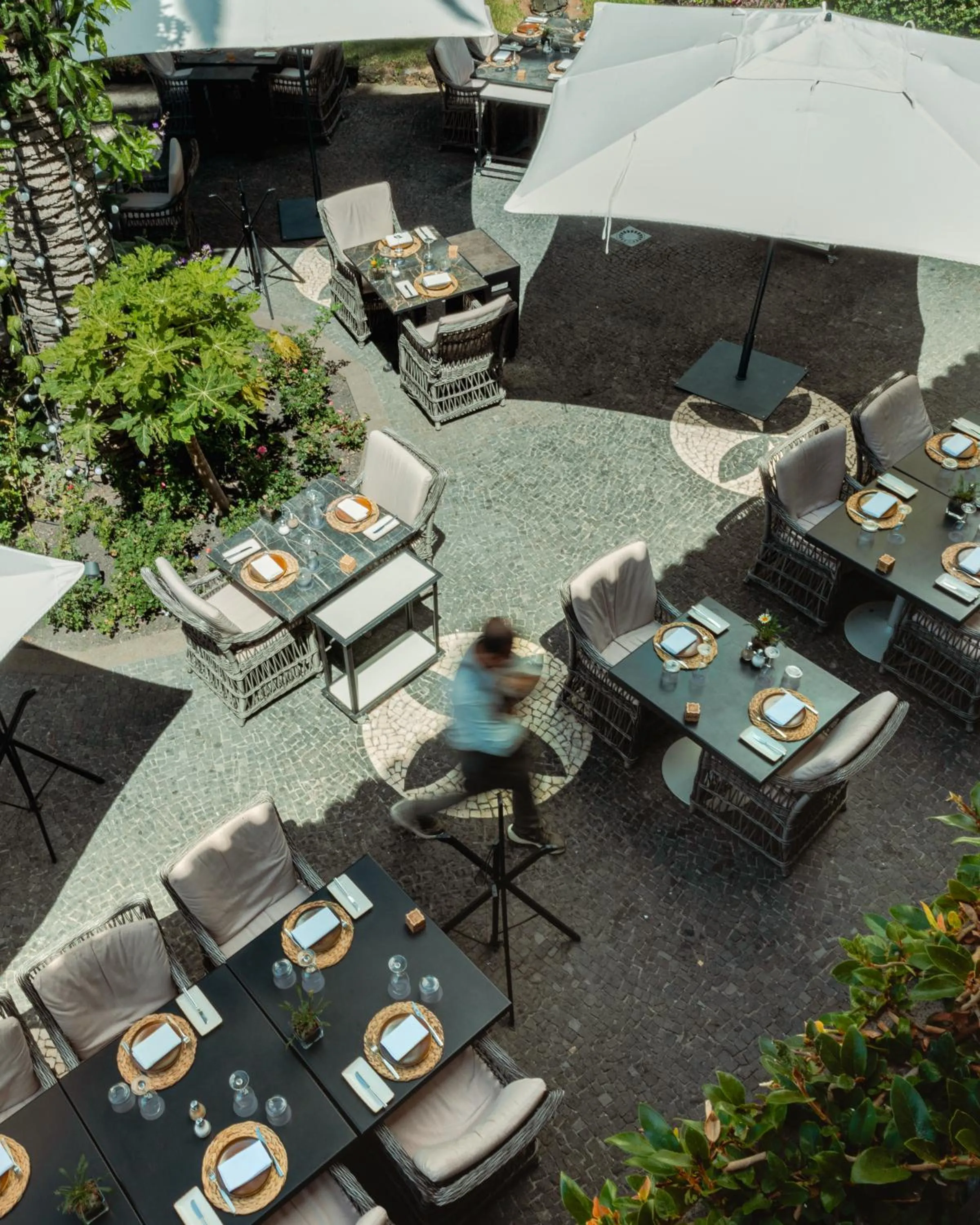 Restaurant/places to eat in Savoy Palace - The Leading Hotels of the World - Savoy Signature