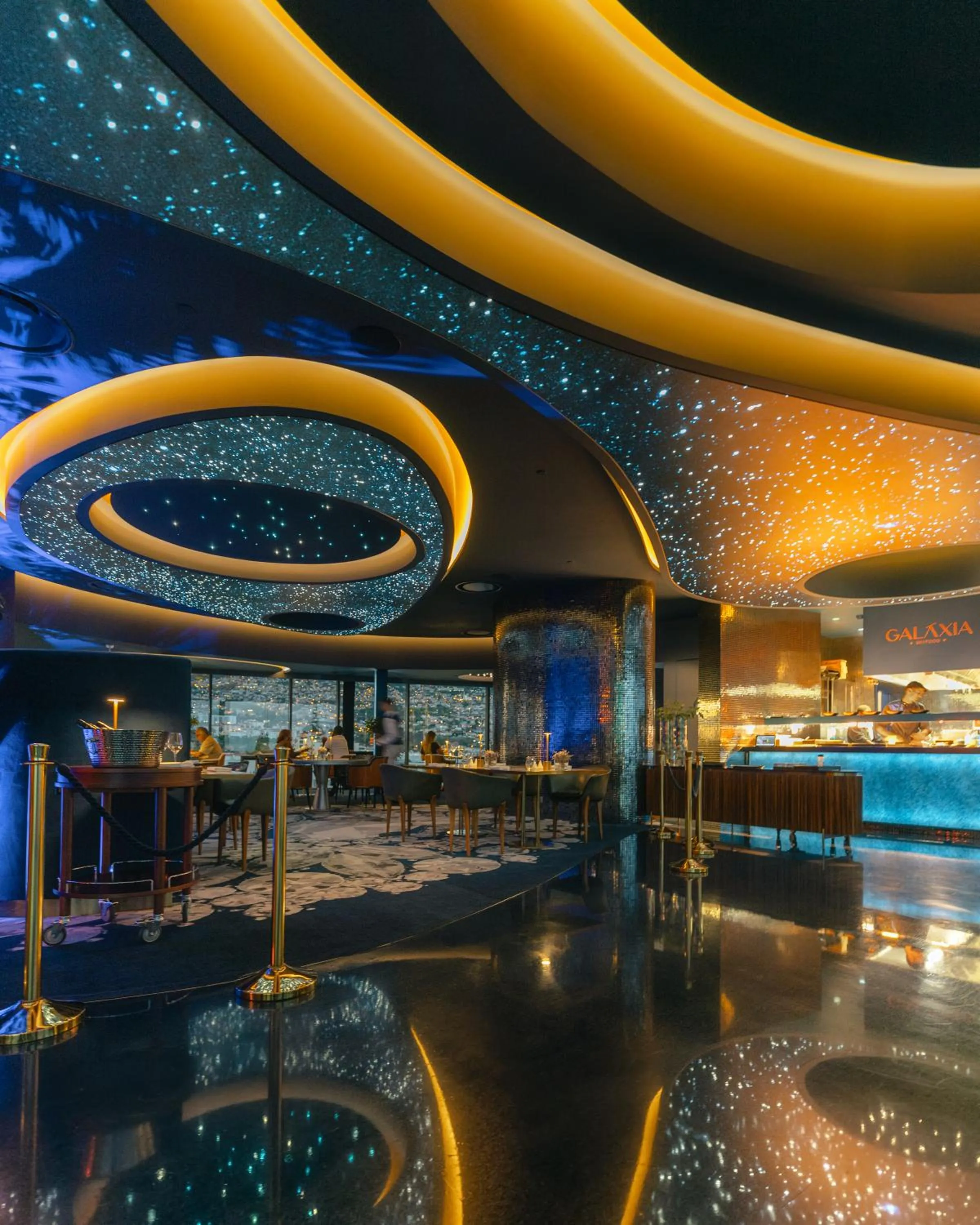 Restaurant/places to eat in Savoy Palace - The Leading Hotels of the World - Savoy Signature