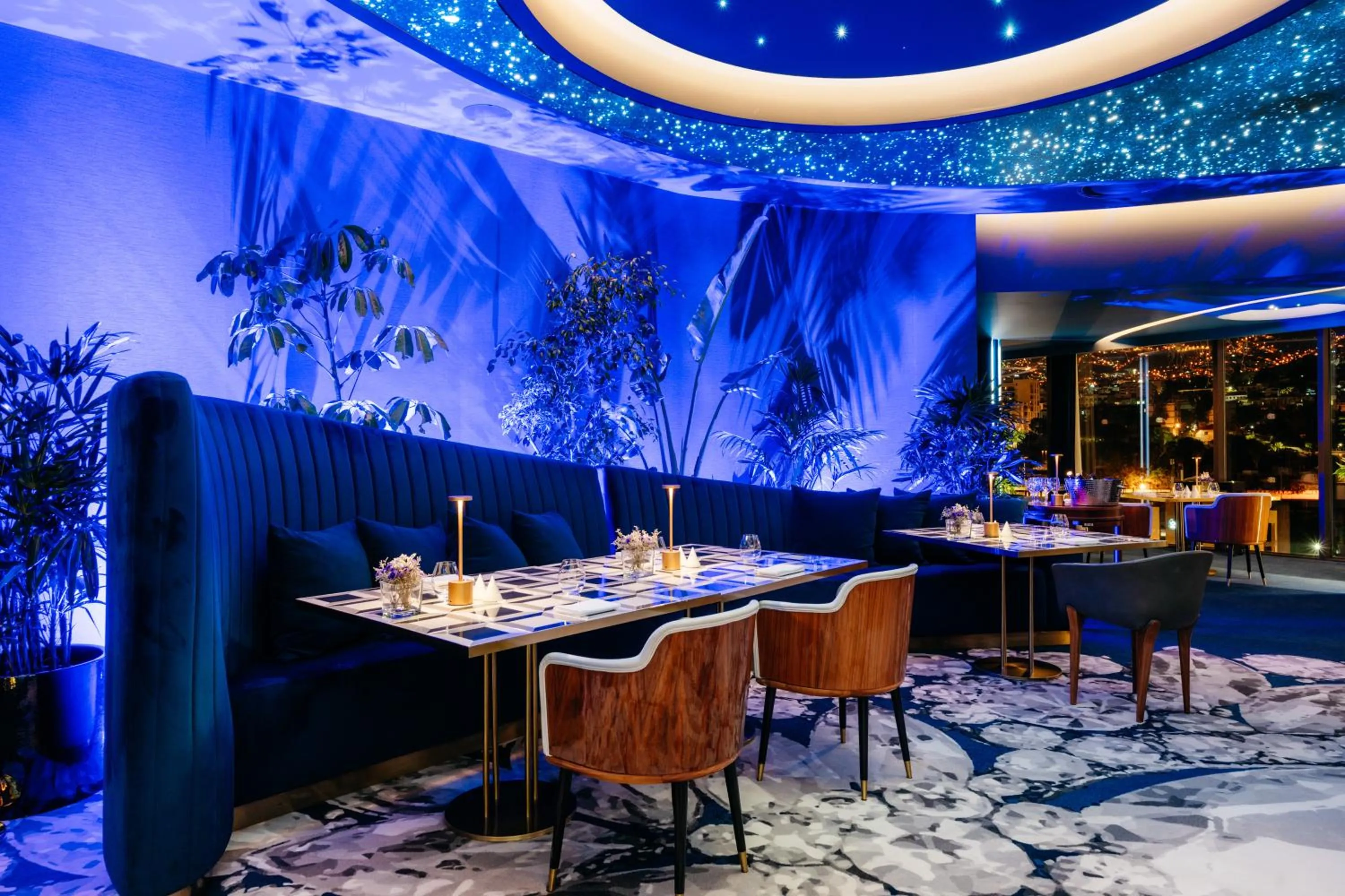 Restaurant/places to eat in Savoy Palace - The Leading Hotels of the World - Savoy Signature