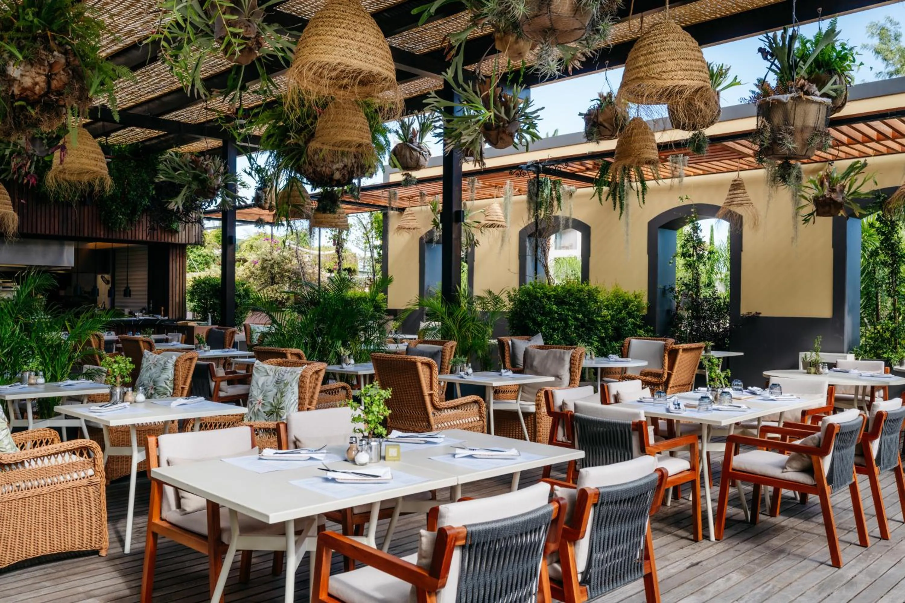 Restaurant/places to eat in Savoy Palace - The Leading Hotels of the World - Savoy Signature