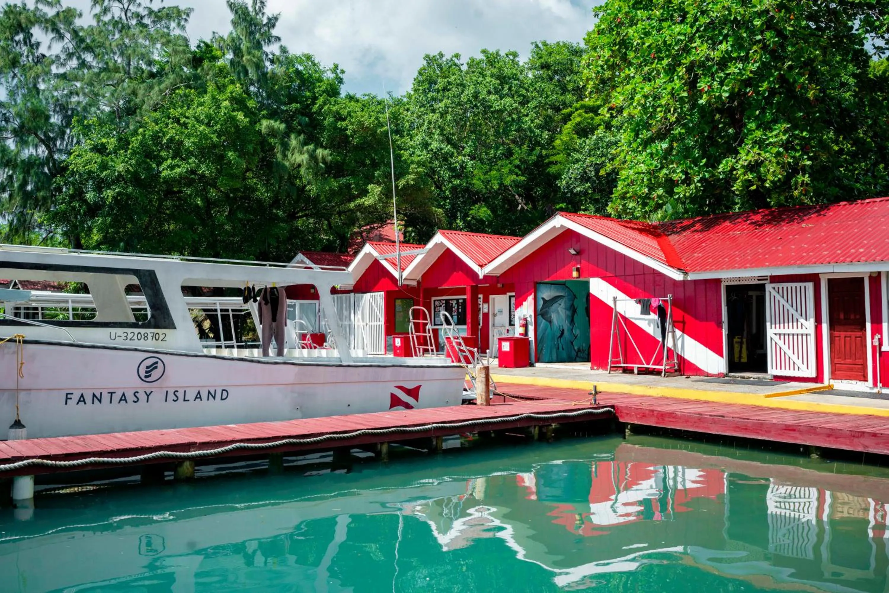 Fantasy Island Beach Resort and Marina - All Inclusive