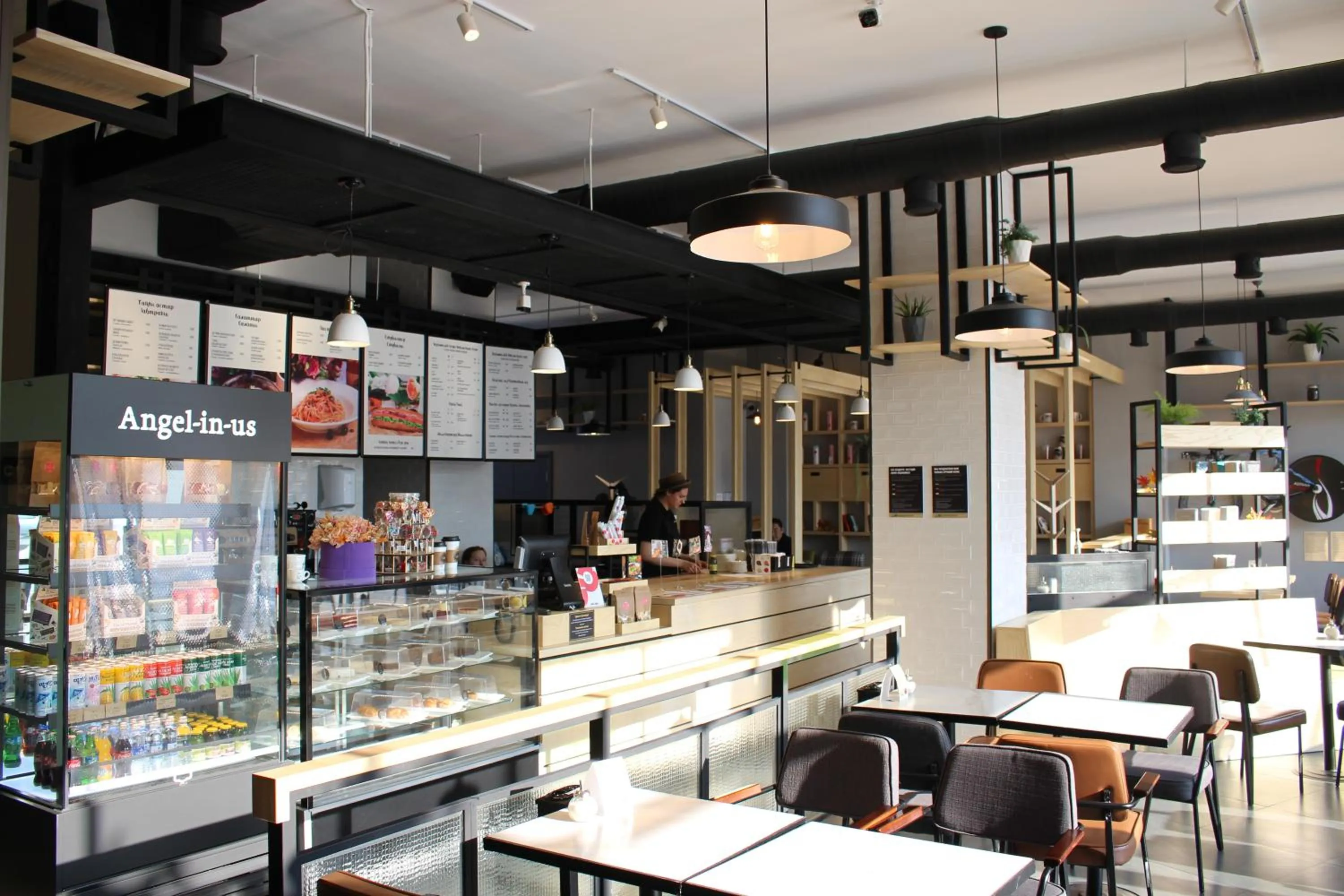 Restaurant/places to eat in Almaty Hotel