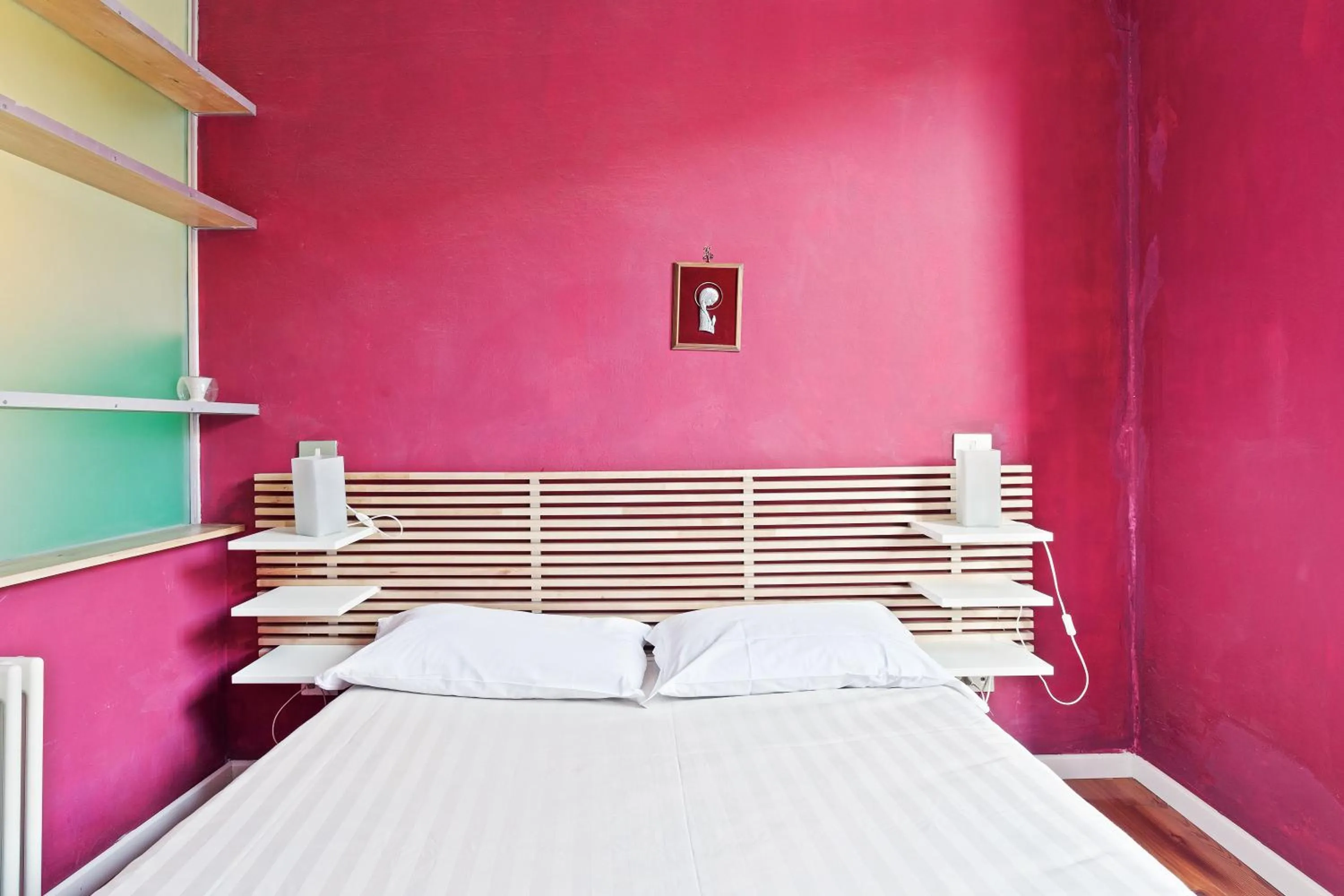 Bedroom, Bed in GuestHost - Corso Buenos Aires Colourful Flat